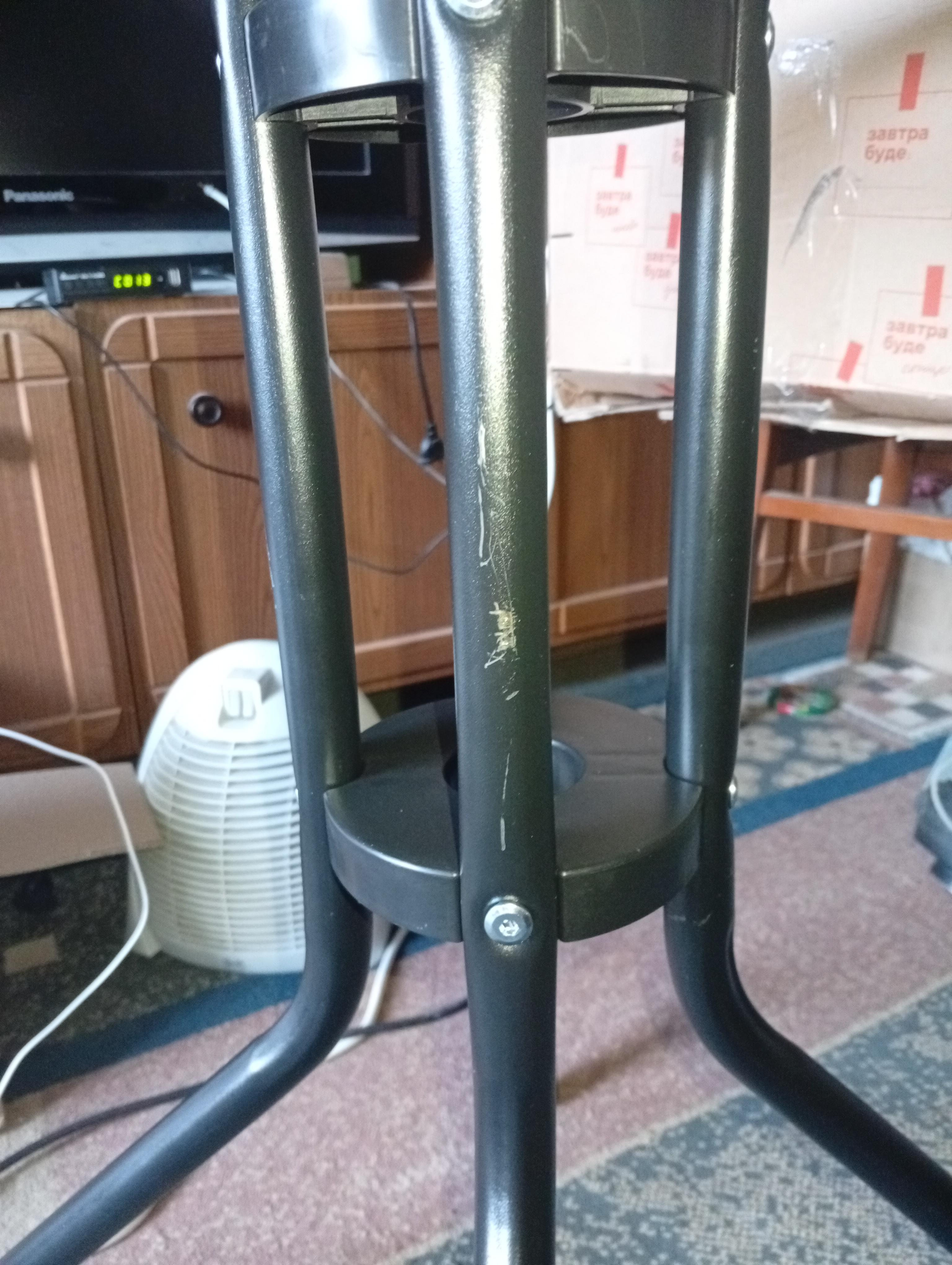 Фото: Стол стеклянный садовый для террасы Bonro B-60 Черный (5159), отправлено покупателем Марта Стол стеклянный садовый для террасы Bonro B-60 Черный (5159) в реальных условиях использования от покупателя Марта.