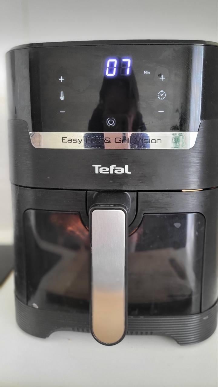 Мультипіч Tefal Easy Fry&Grill Vision Window EY506810 у реальних умовах використання від користувача Юлія.