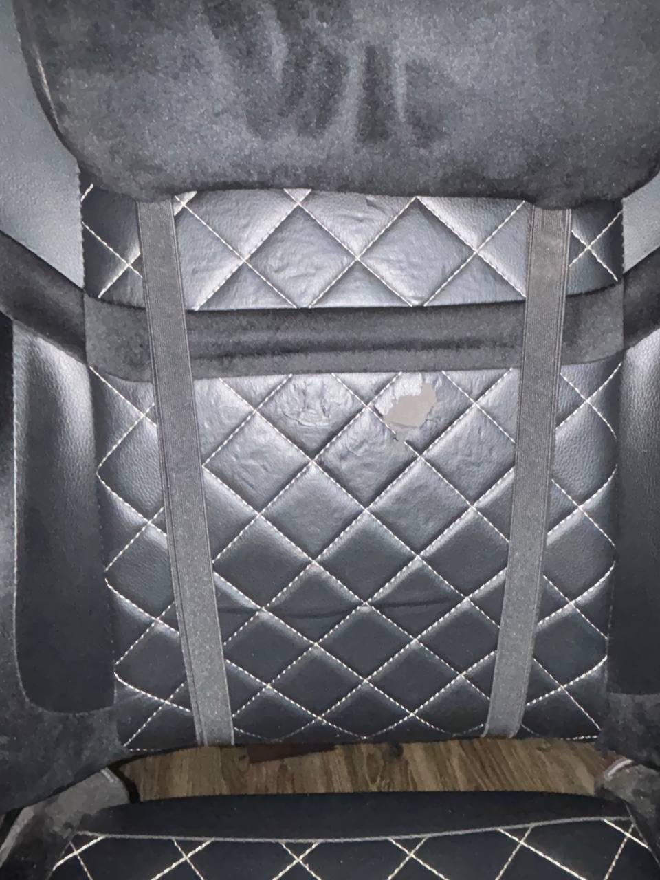 Крісло Cougar Armor One Royal чорний у реальних умовах використання від користувача Богдан.