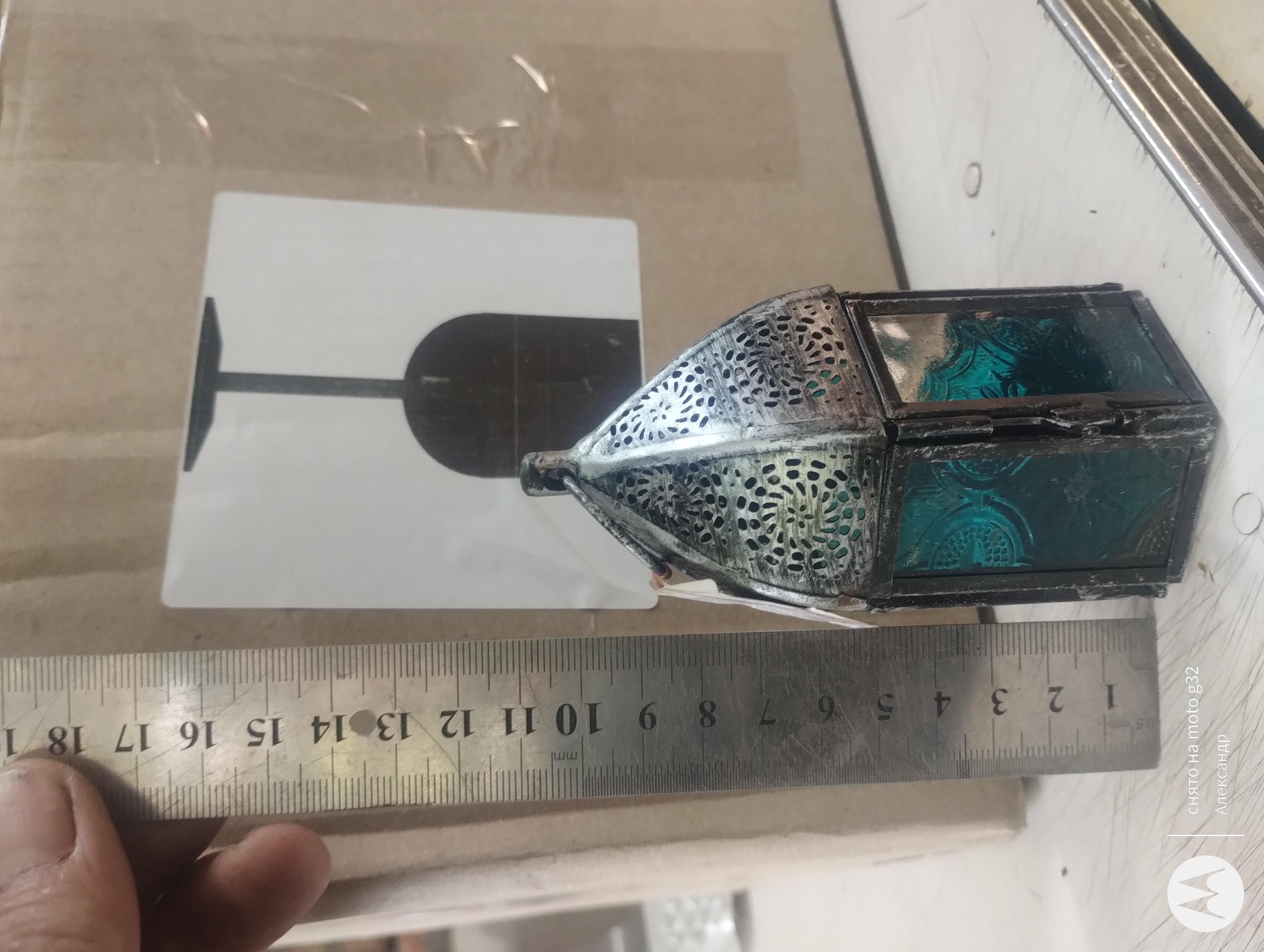 Подсвечник-фонарь Ладонь будды с цветным стеклом 13x5,5x5,5 см в реальных условиях использования от покупателя Александр.