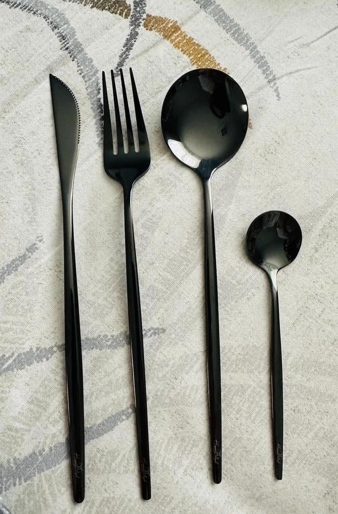 Набор столовых приборов кухонных OnePro 9324 из нержавеющей стали на 6 персон 24 шт. Золотистый/Белый (70966) в реальных условиях использования от пользователя Євген.