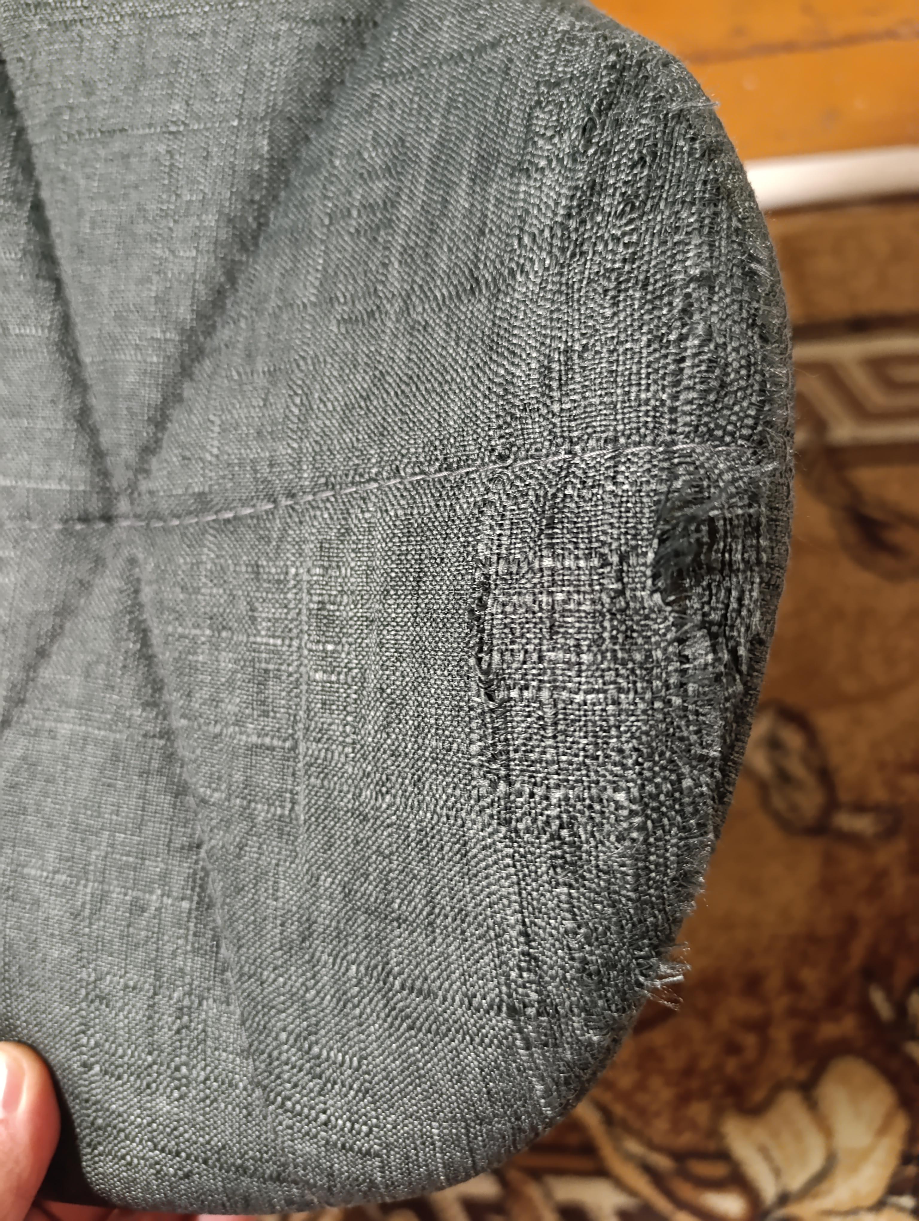 Кресло Hommex Margo Dark Grey fabric H-245 серый графит в реальных условиях использования от покупателя Руденко.