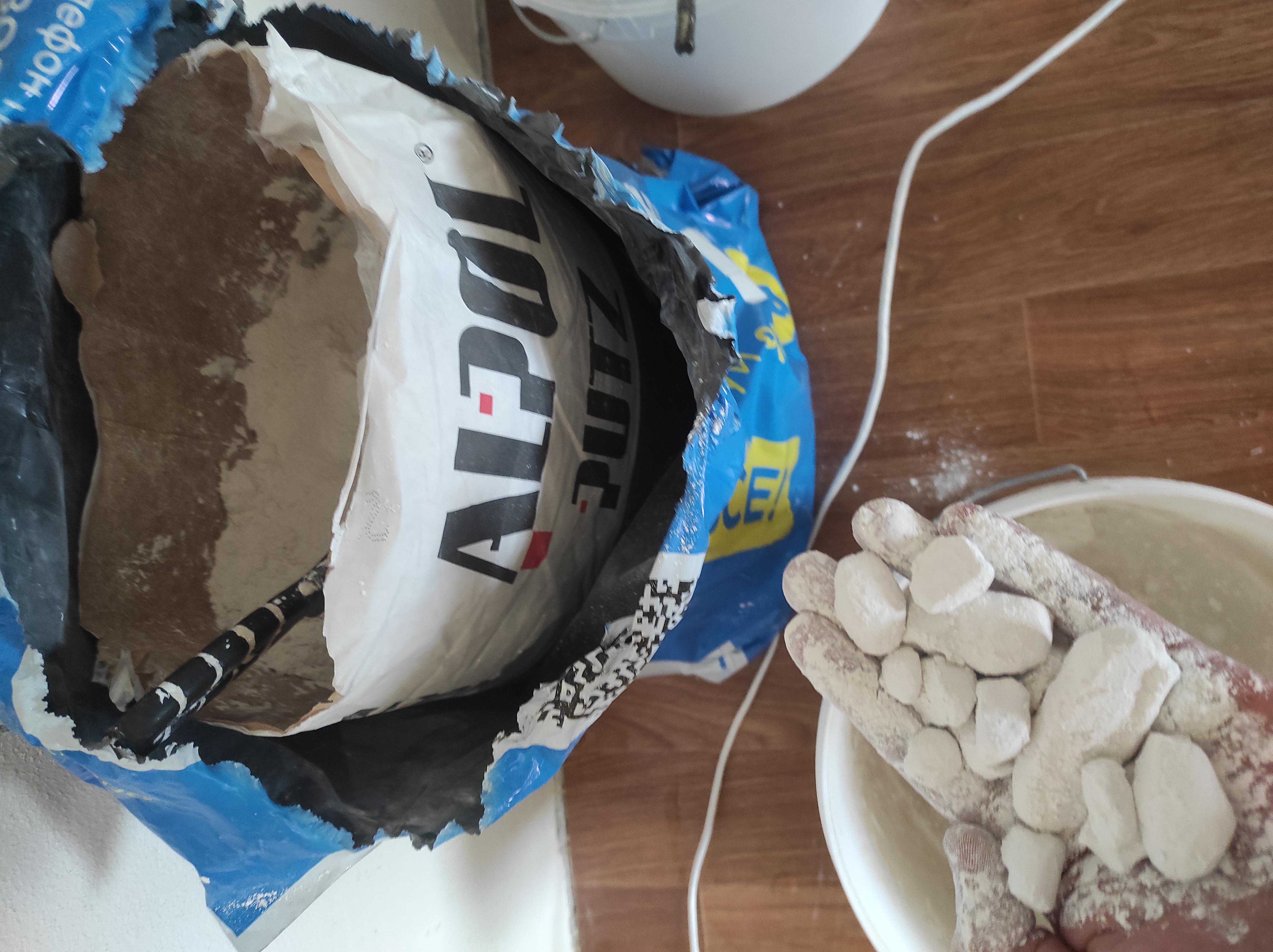 Шпаклевка Alpol гипсовая 2в1 (старт+финиш) Putz AG S23 20кг в реальных условиях использования от покупателя Артем.