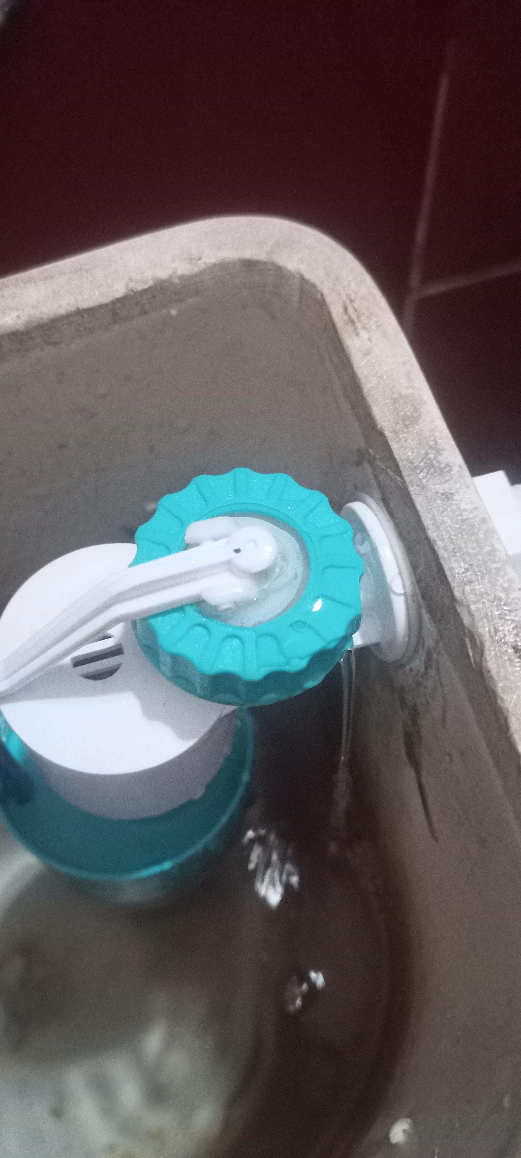 Фото: Комплект арматуры SoloPlast АБк2-01 1/2" для сливного бачка с боковой подачей воды (GSR-000028330), отправлено покупателем Микола Комплект арматуры SoloPlast АБк2-01 1/2" для сливного бачка с боковой подачей воды (GSR-000028330) в реальных условиях использования от покупателя Микола.
