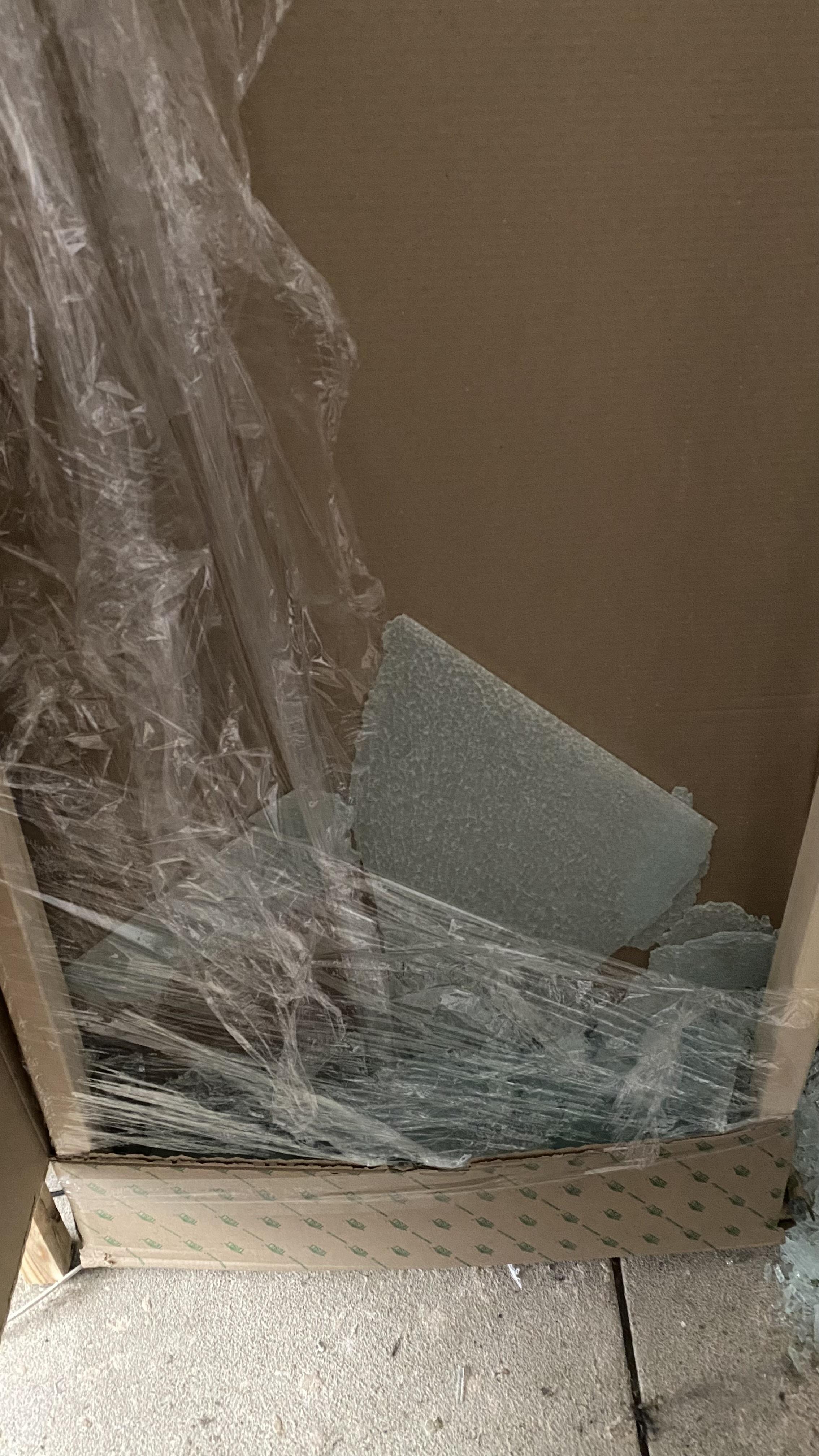 Фото: Дверь межкомнатная Aqua White Sateen 2000х800 мм (009882), отправлено покупателем Олександр Дверь межкомнатная Aqua White Sateen 2000х800 мм (009882) в реальных условиях использования от покупателя Олександр.