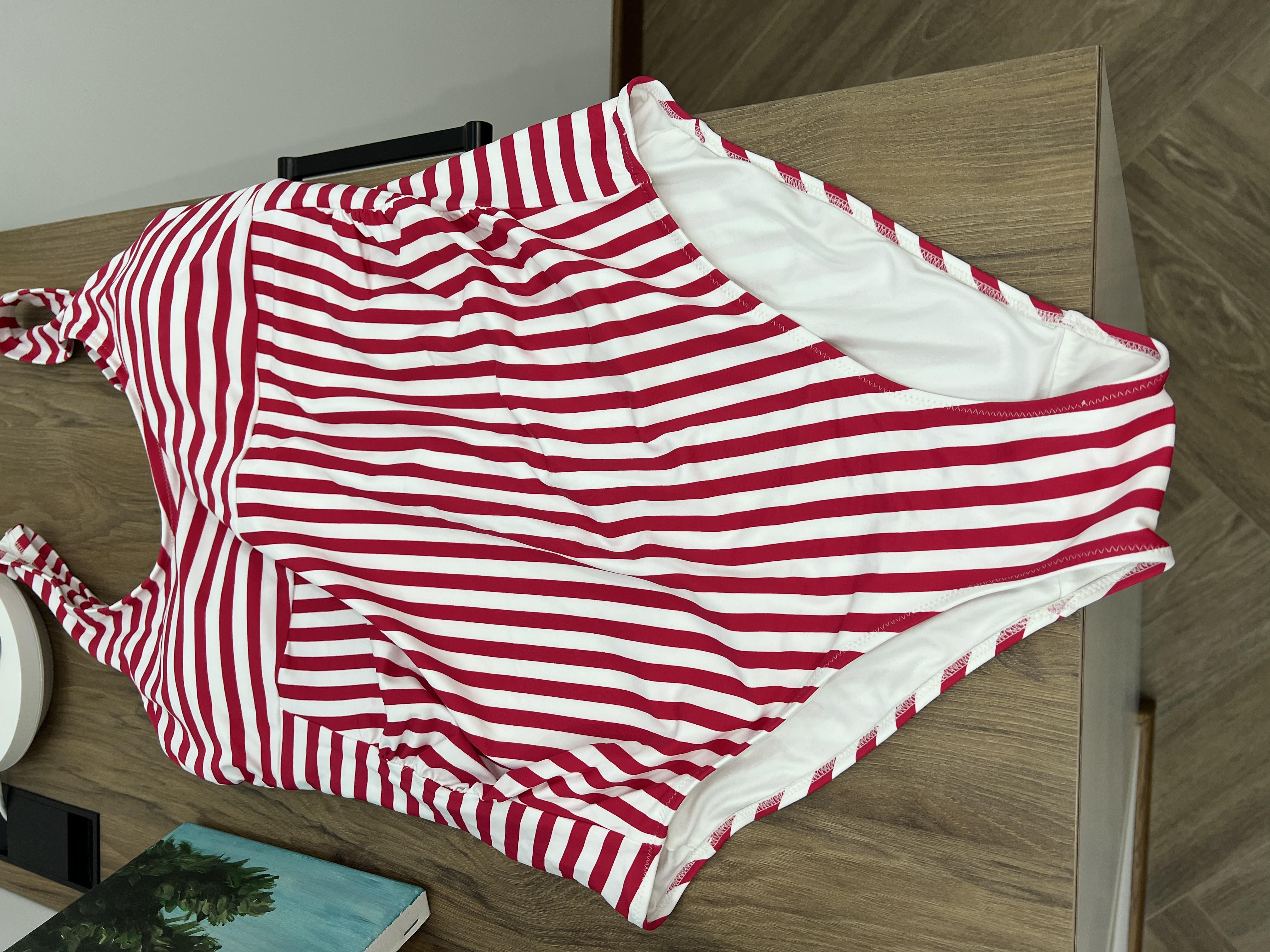 Фото: Купальник для беременных H&M Полоска L Бело-красный (11058334841), отправлено покупателем Анастасія Купальник для беременных H&M Полоска L Бело-красный (11058334841) в реальных условиях использования от покупателя Анастасія.
