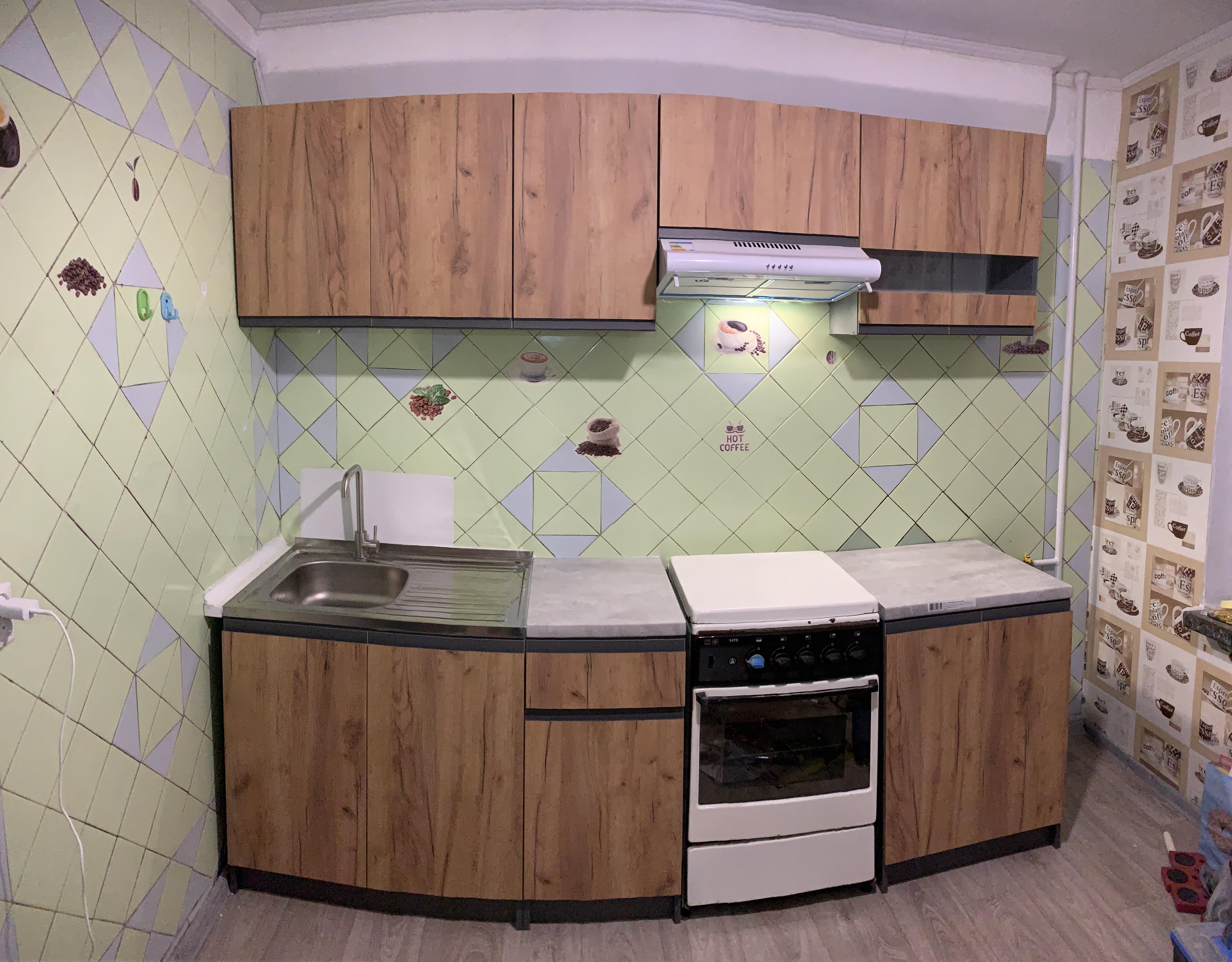 Кухня Катаріна Люкс 4 Грейд з ручкою J-pull ЛДСП 2,4 м у реальних умовах використання від покупця Сергей.