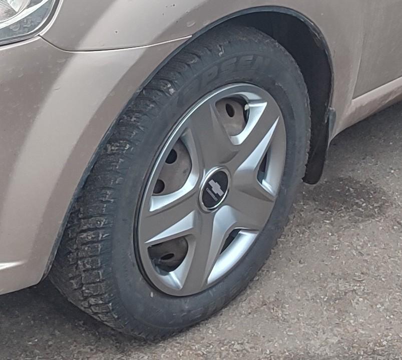 Ковпак для коліс SKS Chevrolet 202 R14" 4 шт. срібний у реальних умовах використання від покупця Кирилл.