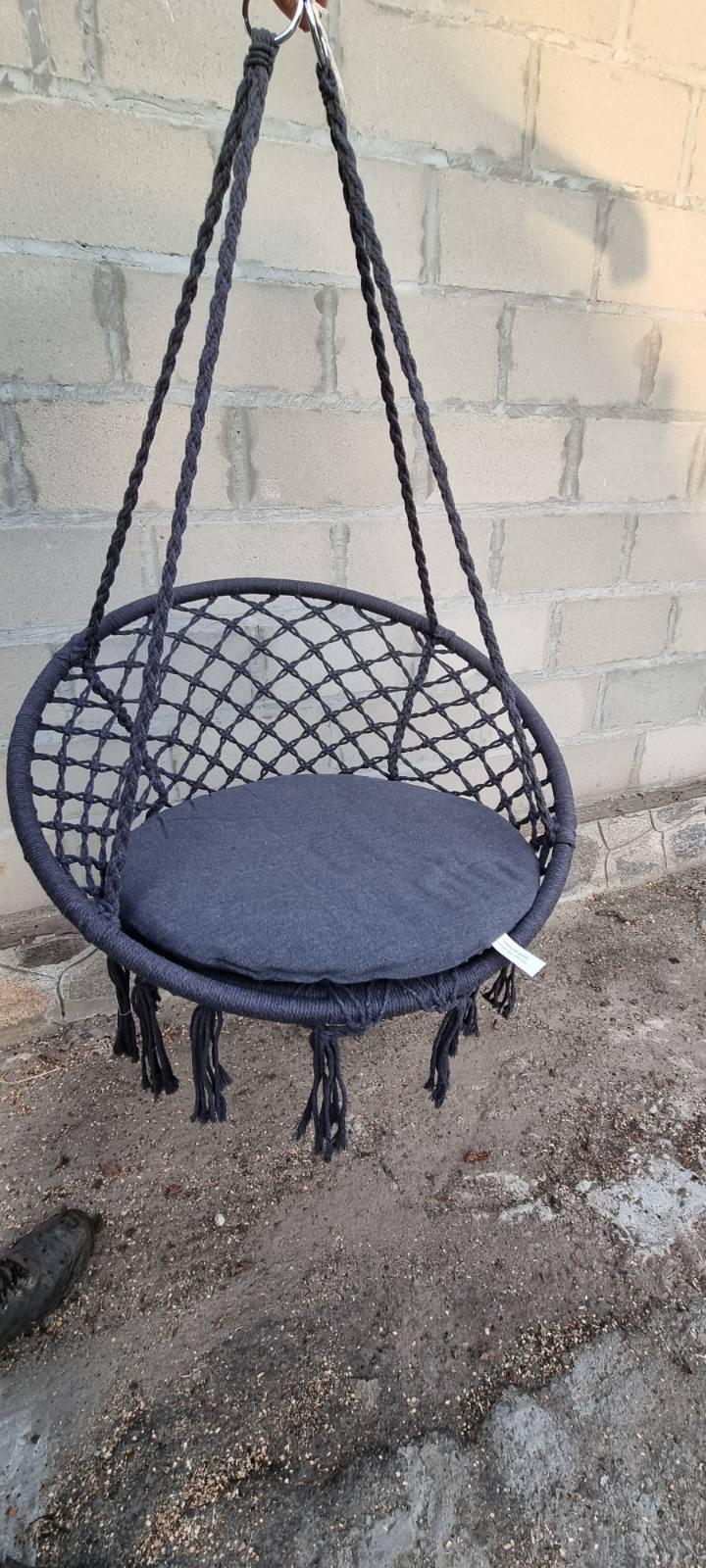 Крісло-гойдалка підвісне JUST GARDEN BG-01з подушкою Сірий у реальних умовах використання від покупця Іван.