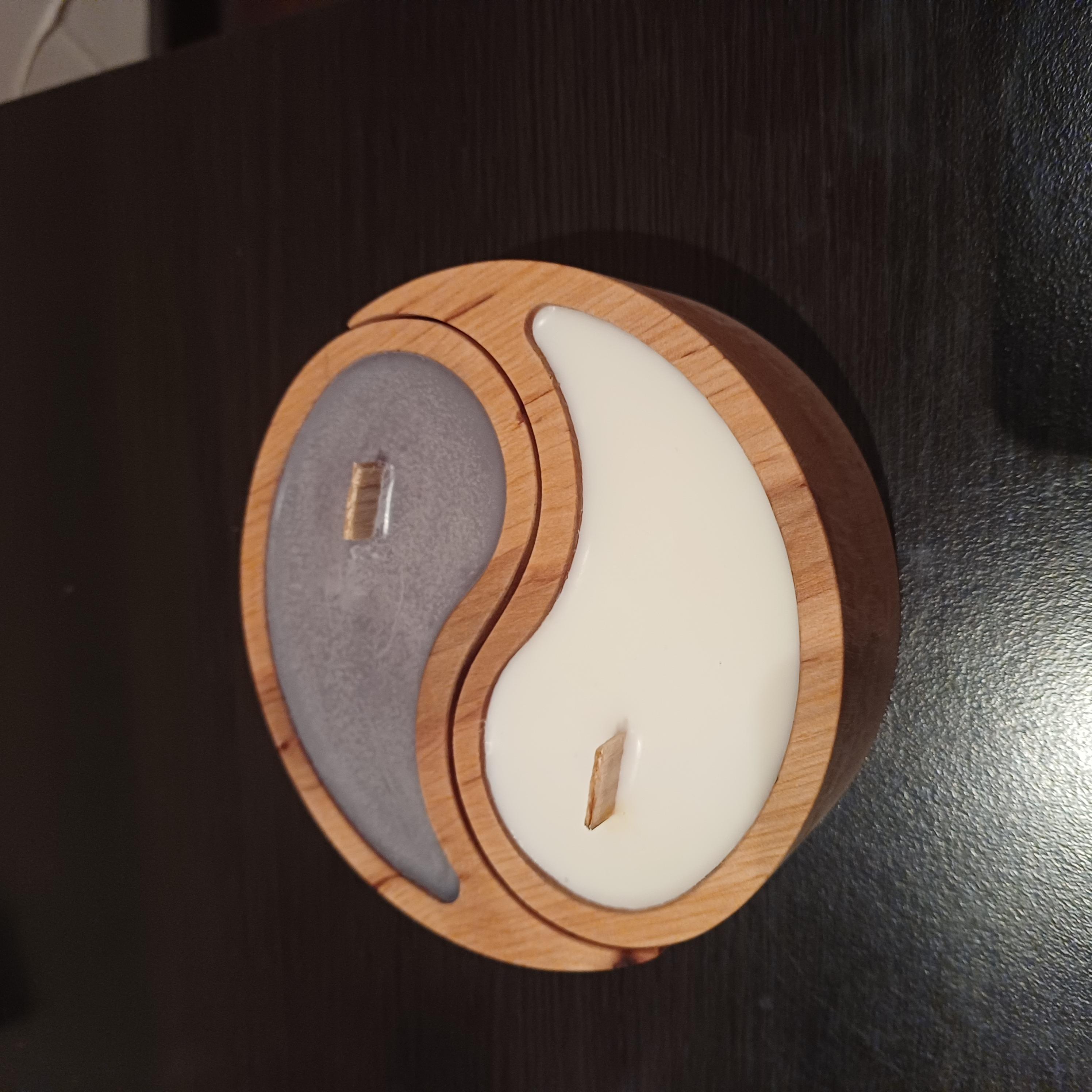 Набір для виготовлення соєвої свічки в дерев'яному кашпо Інь Янь (N - 0014) у реальних умовах використання від користувача Назар.