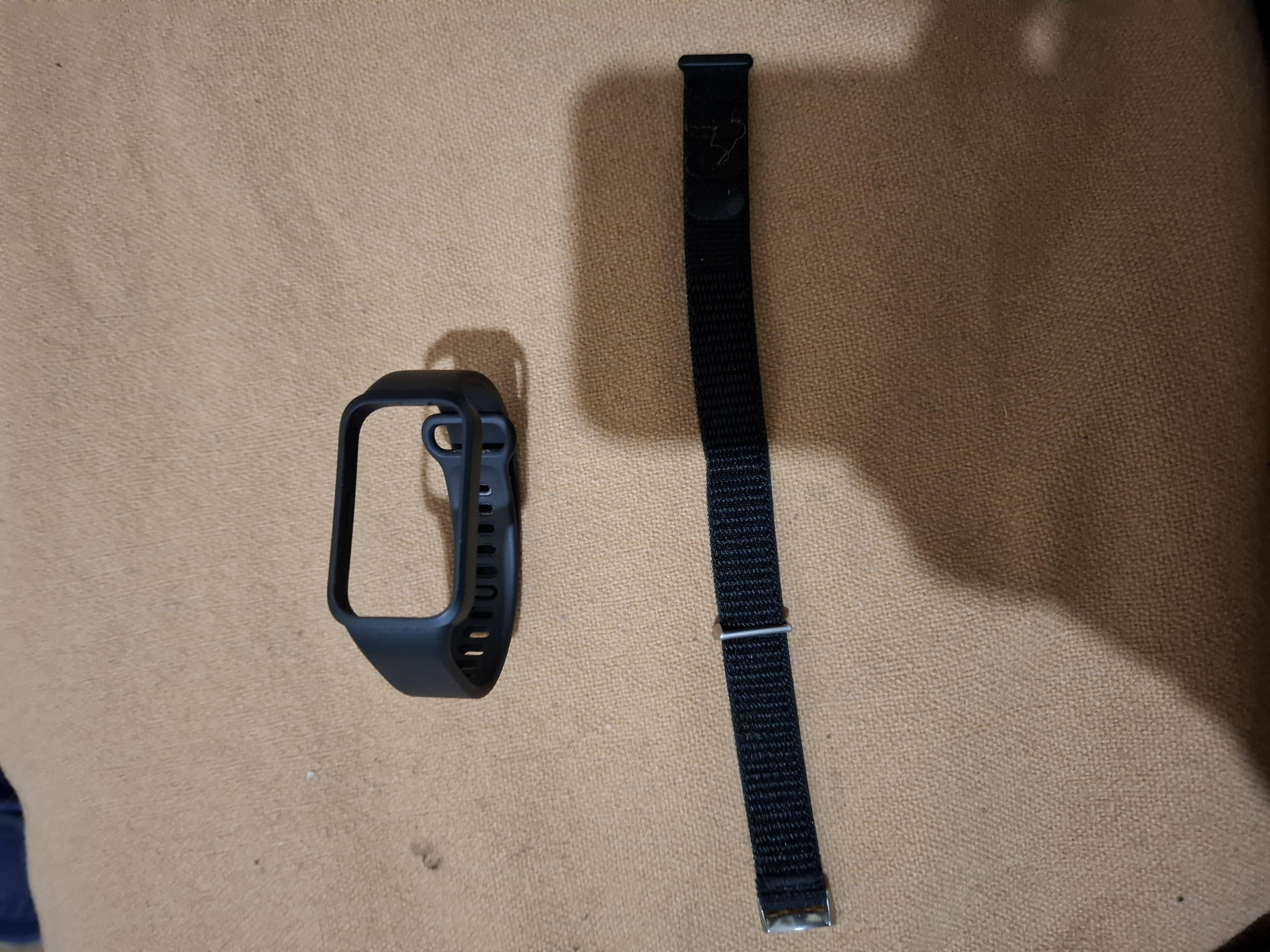 Фото: Ремінець CDK для Xiaomi Mi Smart Band 9 Nylon Sport Loop Black (018018), надіслане покупцем Стрижак Дмитро Миколайович Ремінець CDK для Xiaomi Mi Smart Band 9 Nylon Sport Loop Black (018018) у реальних умовах використання від покупця Стрижак Дмитро Миколайович.