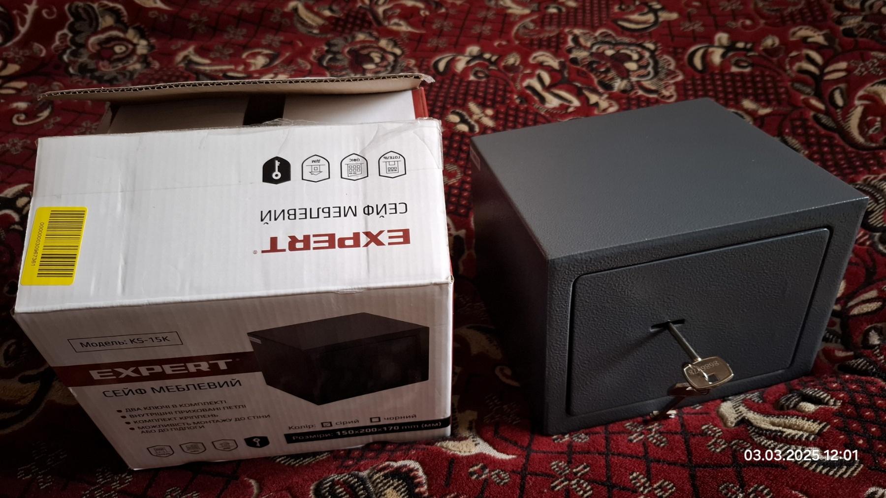 Сейф мебельный Expert KS-15K в реальных условиях использования от покупателя Олег Рева.