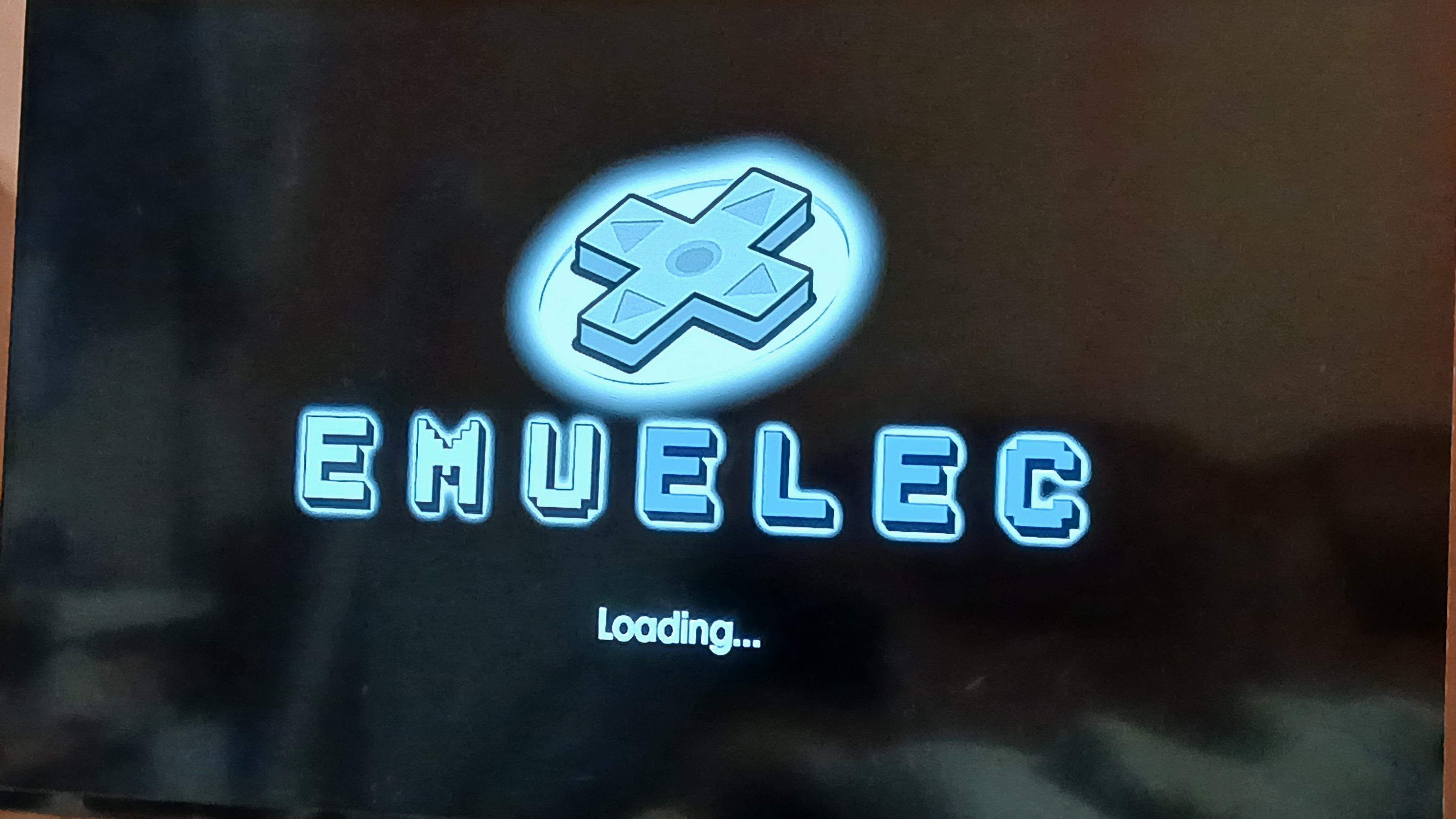 Ігрова приставка консоль RIAS Game Stick M8 Pro 64 Gb 4K Ultra HD з бездротовими джойстиками (3_04096) у реальних умовах використання від покупця Наталия.