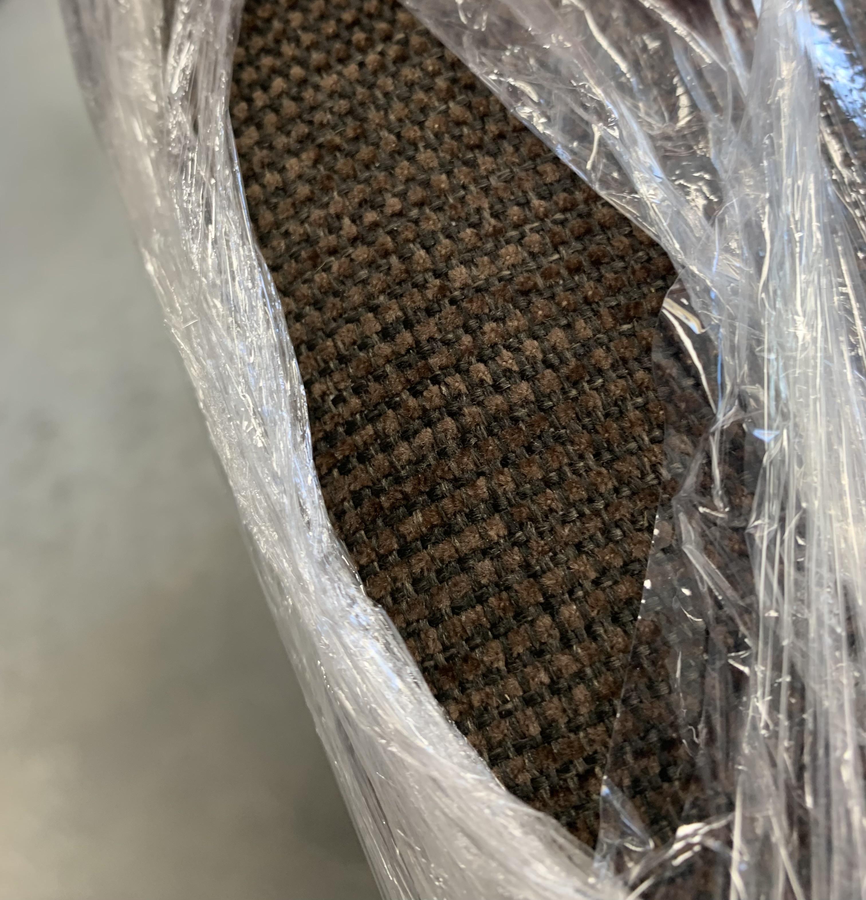 Фото: Банкетка-пуф лофт 40х25 см Черный/Пепельный бежевый, отправлено пользователем Любомир Банкетка-пуф лофт 40х25 см Черный/Пепельный бежевый в реальных условиях использования от пользователя Любомир.