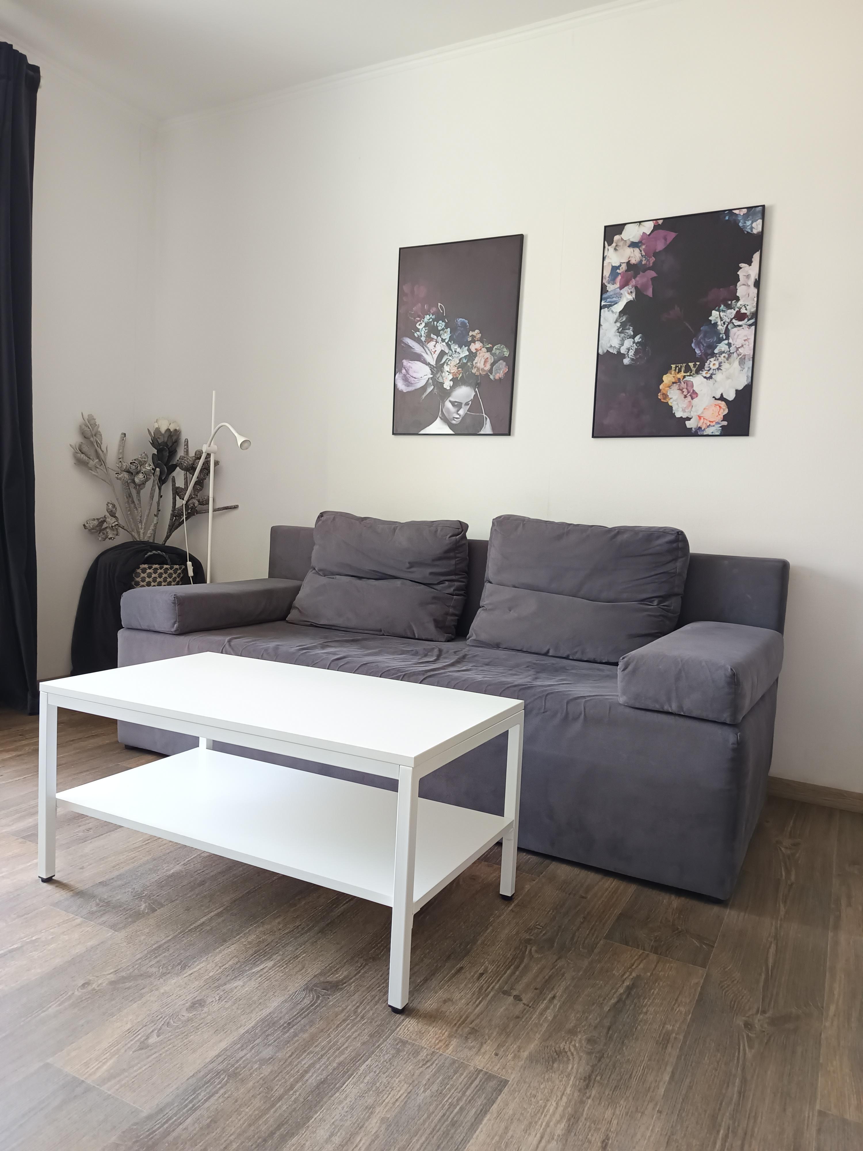 Журнальний столик Loft Design L-1 Білий (53724c21511) у реальних умовах використання від користувача Наталя.