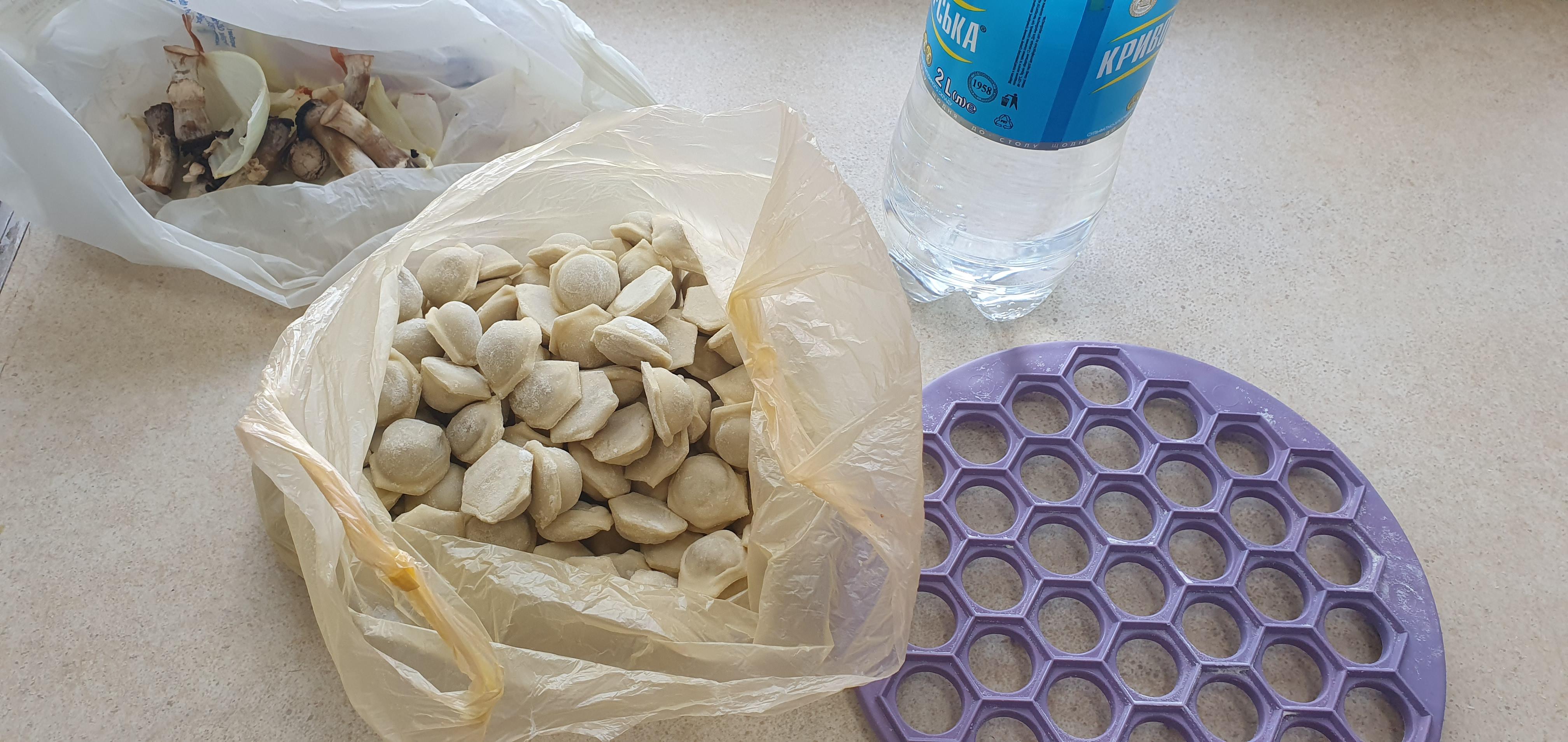 Пельменница пластиковая в реальных условиях использования от пользователя Ирина.