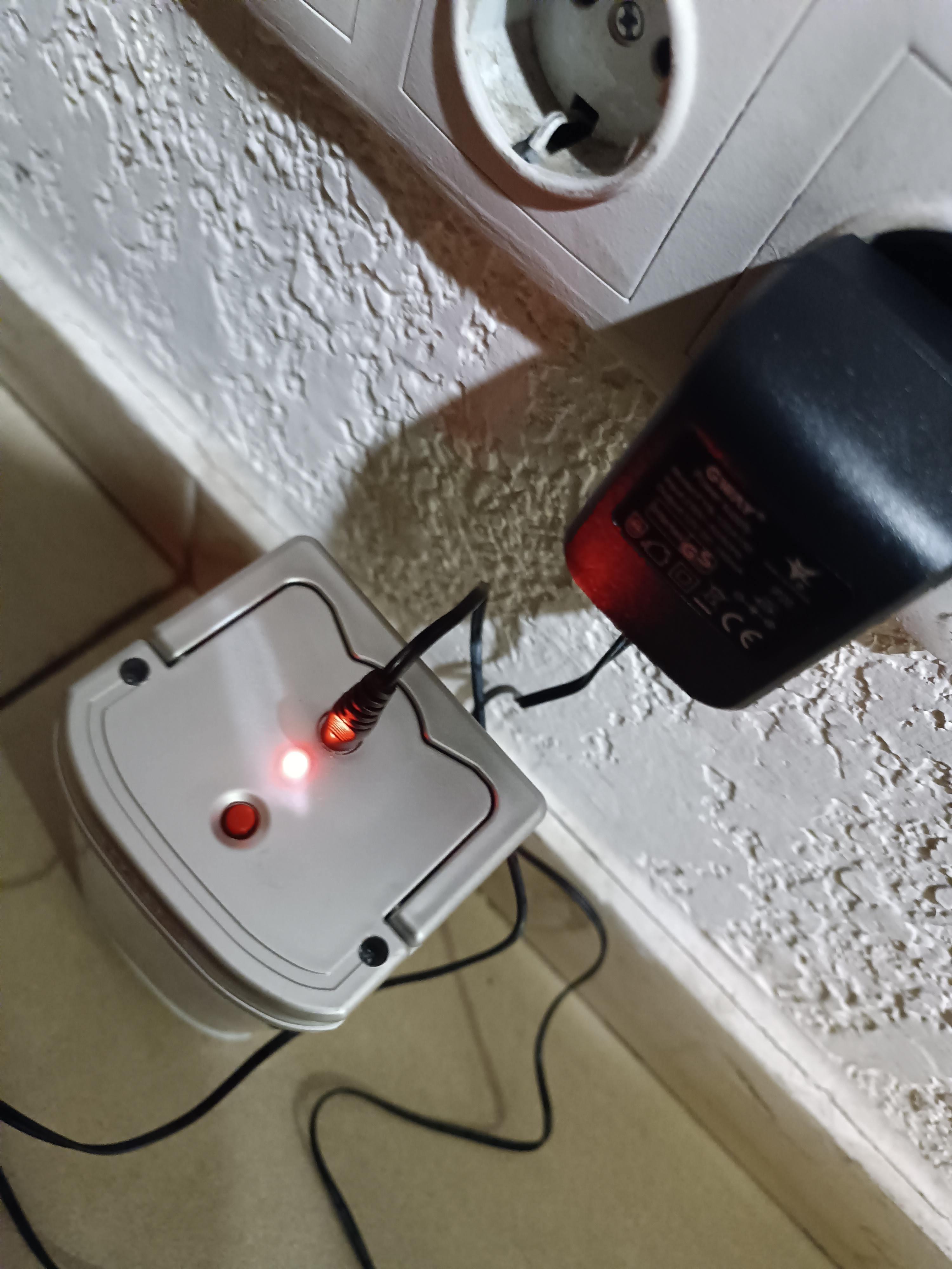 Фонарь светодиодный HALUX GL-4644 в реальных условиях использования от пользователя Світлана.