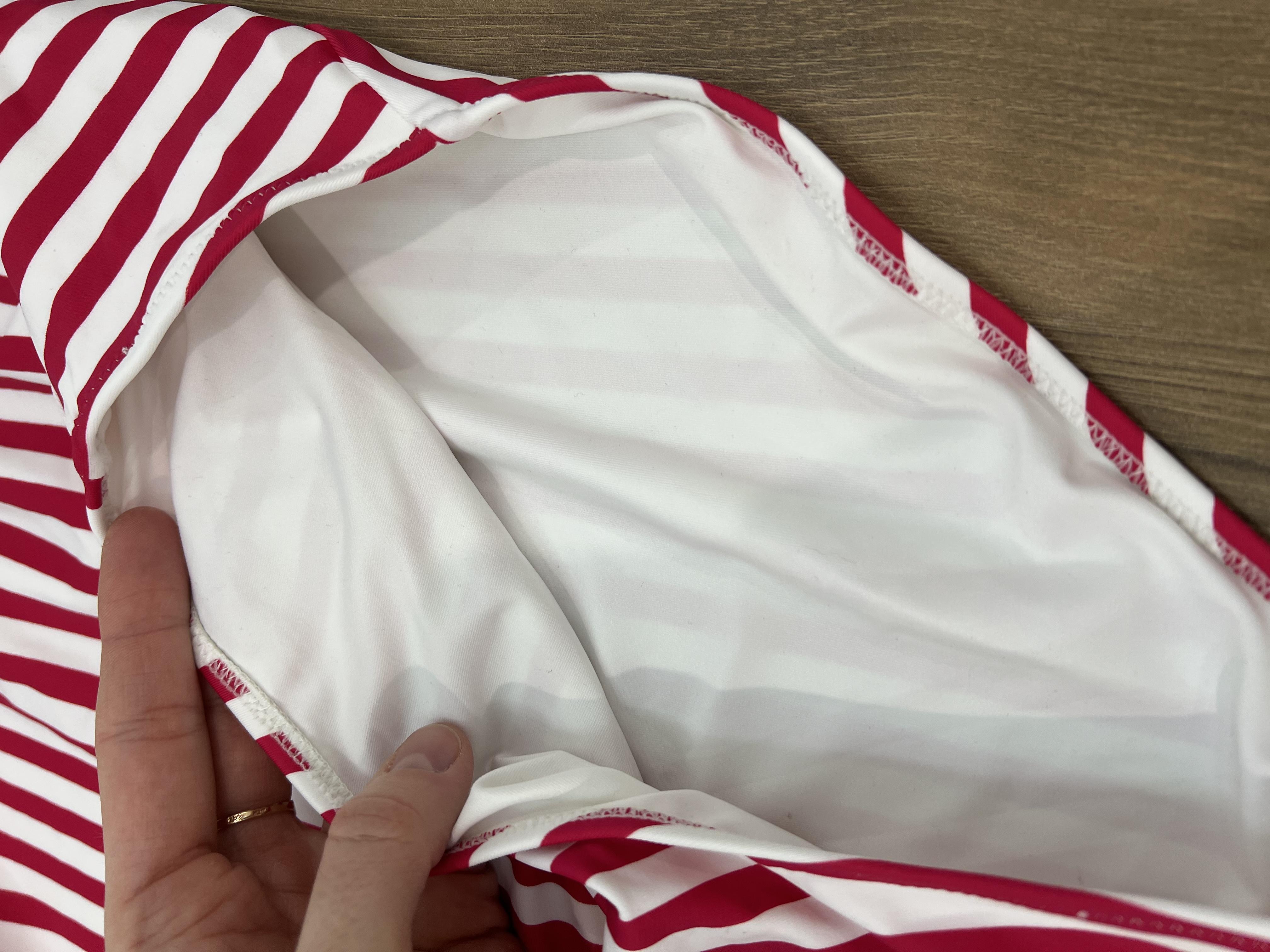 Фото: Купальник для беременных H&M Полоска L Бело-красный (11058334841), отправлено покупателем Анастасія Купальник для беременных H&M Полоска L Бело-красный (11058334841) в реальных условиях использования от покупателя Анастасія.