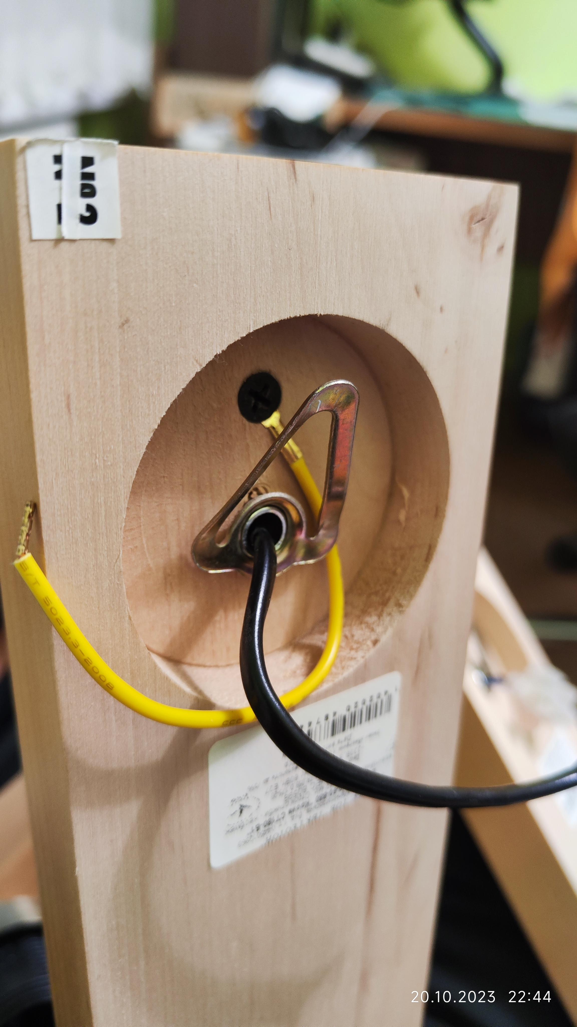 Бра Геотон Крона СТ180-Б1 1x60 Вт E27 дерево светлое 48744 в реальных условиях использования от пользователя Роман.