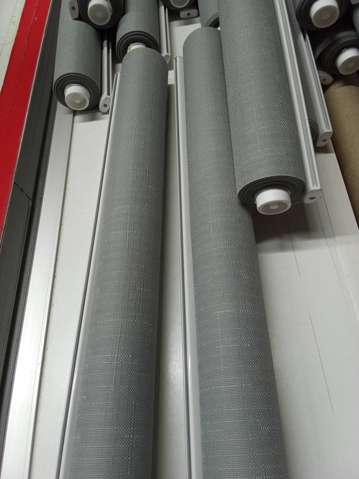 Ролета тканинна NewTex Льон LUX 71х165 см Сірий (7436) у реальних умовах використання від покупця Ольга.