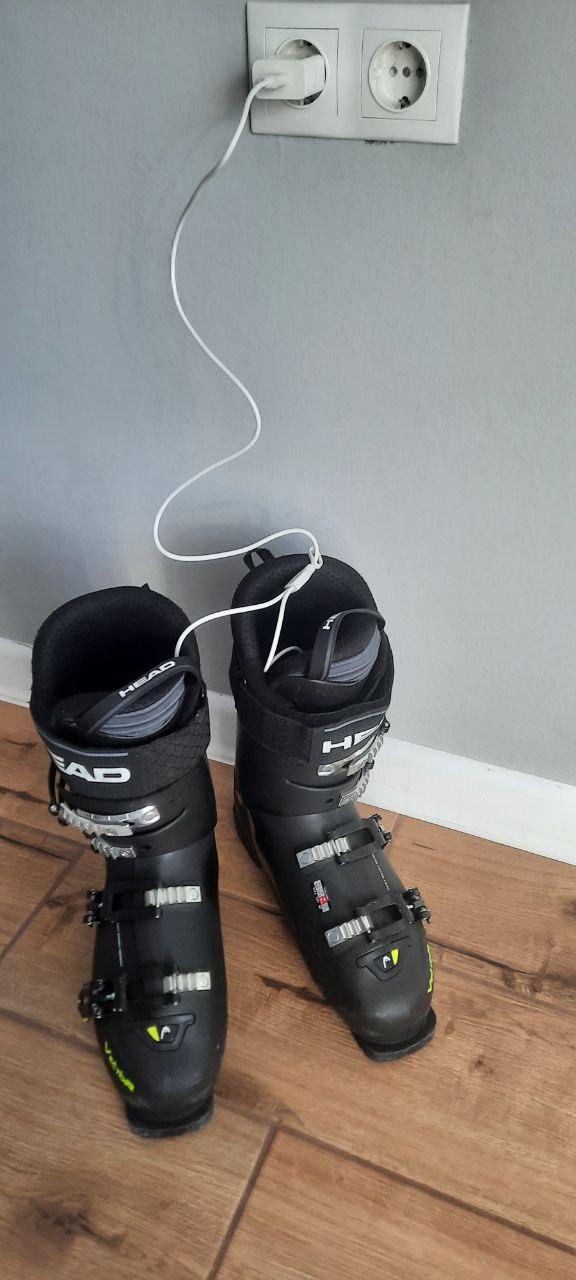 Cушилка USB для обуви с эффектом дезодорации (9358558) в реальных условиях использования от пользователя Andrew.