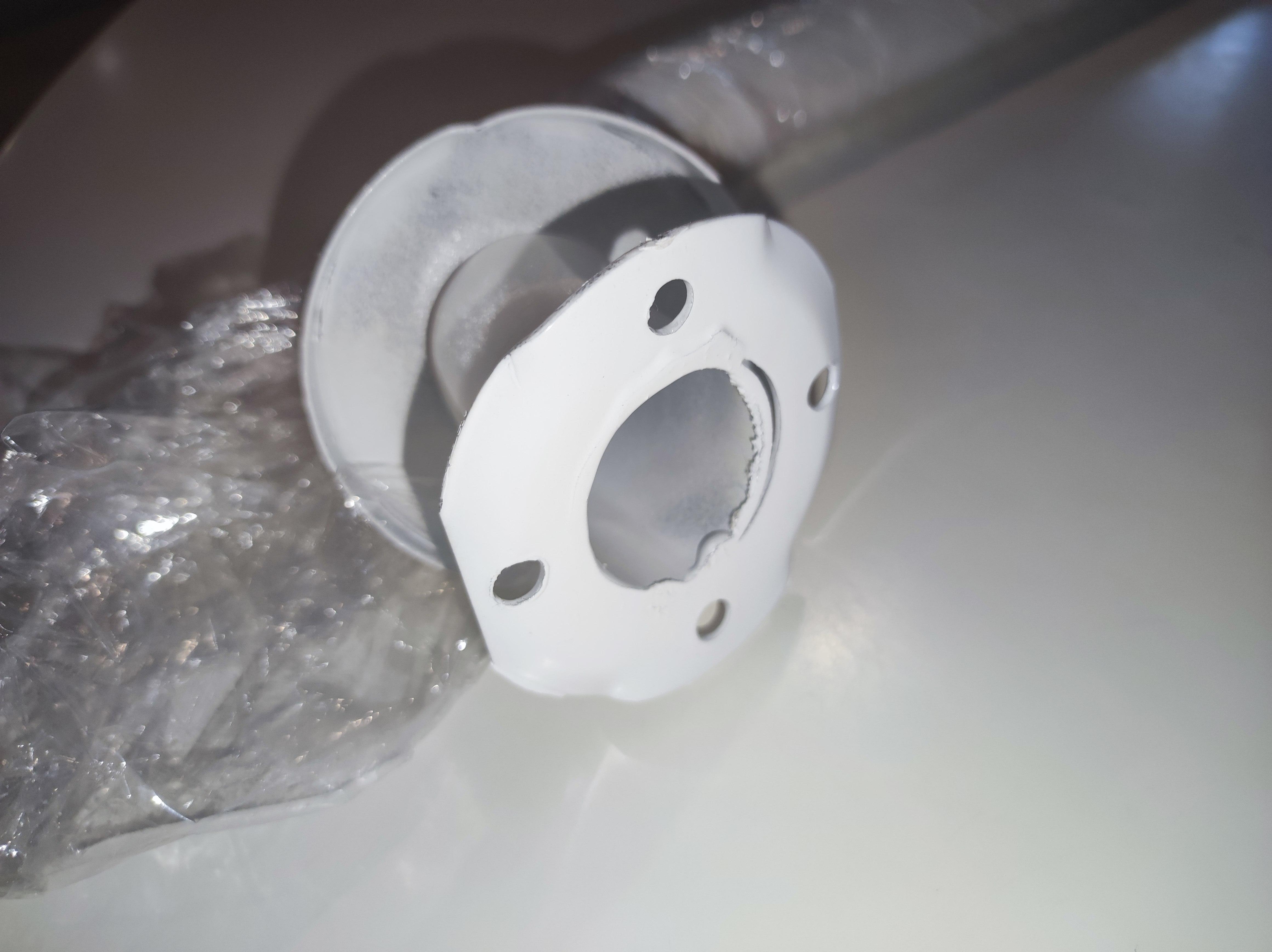 Поручень для ванны Sanpreis прямой нержавеющая сталь D 32 мм 50 см Белый в реальных условиях использования от пользователя Карпенко Денис.