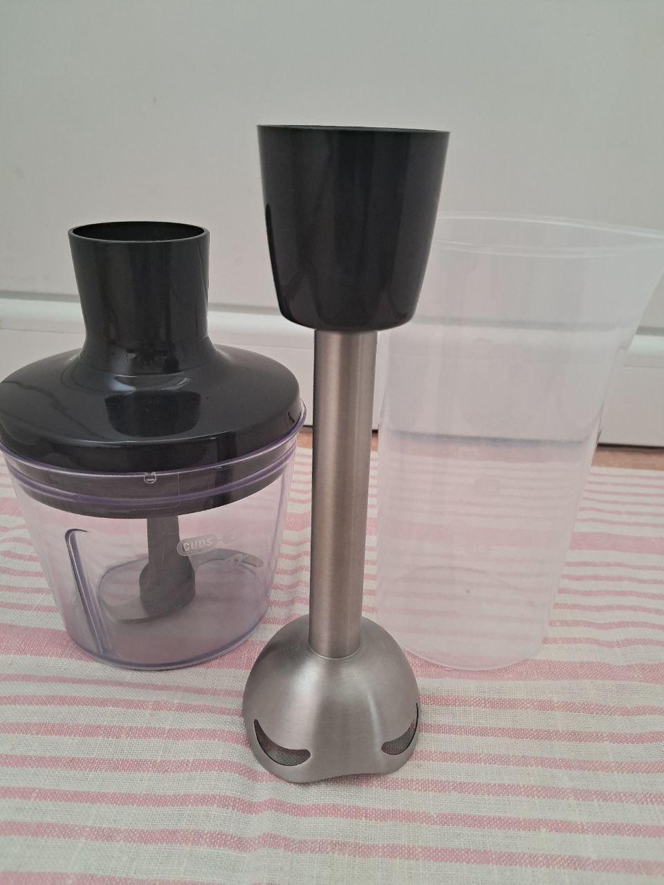 Блендер погружной Tefal Quickchef + HB67E830 в реальных условиях использования от пользователя Юлія Баранова.