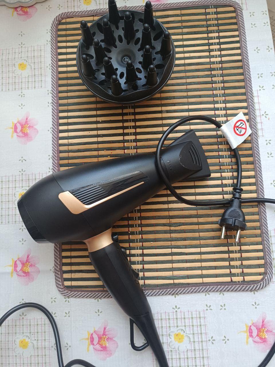 Фен Rowenta Pro Expert CV8840F0 в реальных условиях использования от пользователя Галина Максимів.