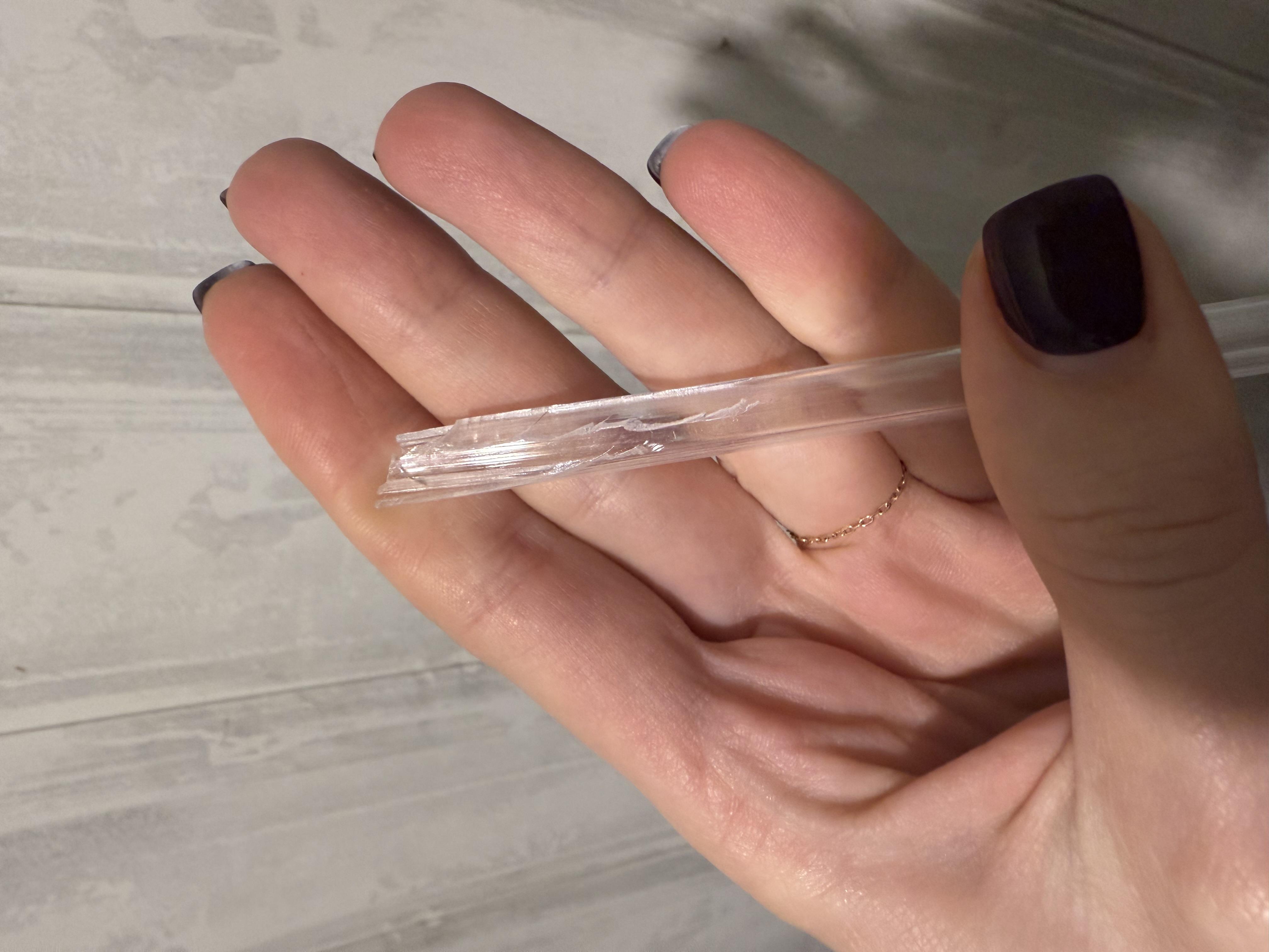 Жалюзі горизонтальні алюмінієві E-ROLETA 32х135 см Білий (451-32-135) у реальних умовах використання від користувача Анна.