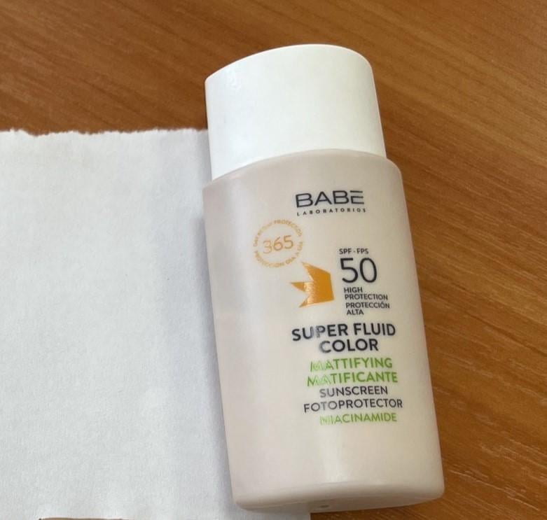 Флюид BABE Laboratorios ВВ с тонирующим эффектом SPF 50 50 мл в реальных условиях использования от пользователя Ксенія.