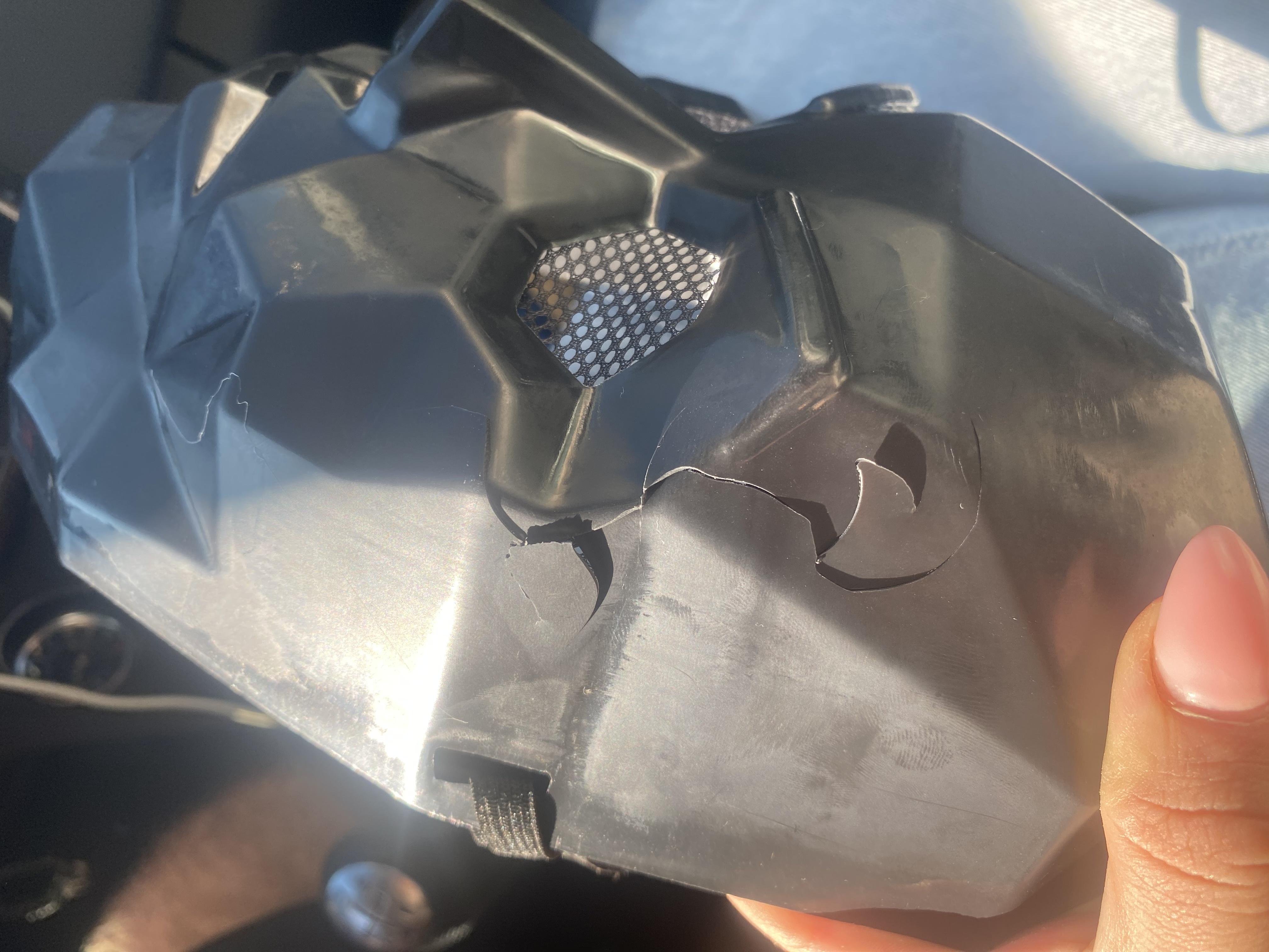 Маска "Игра в кальмара" Распорядитель Черный (3939A) в реальных условиях использования от покупателя Христина.