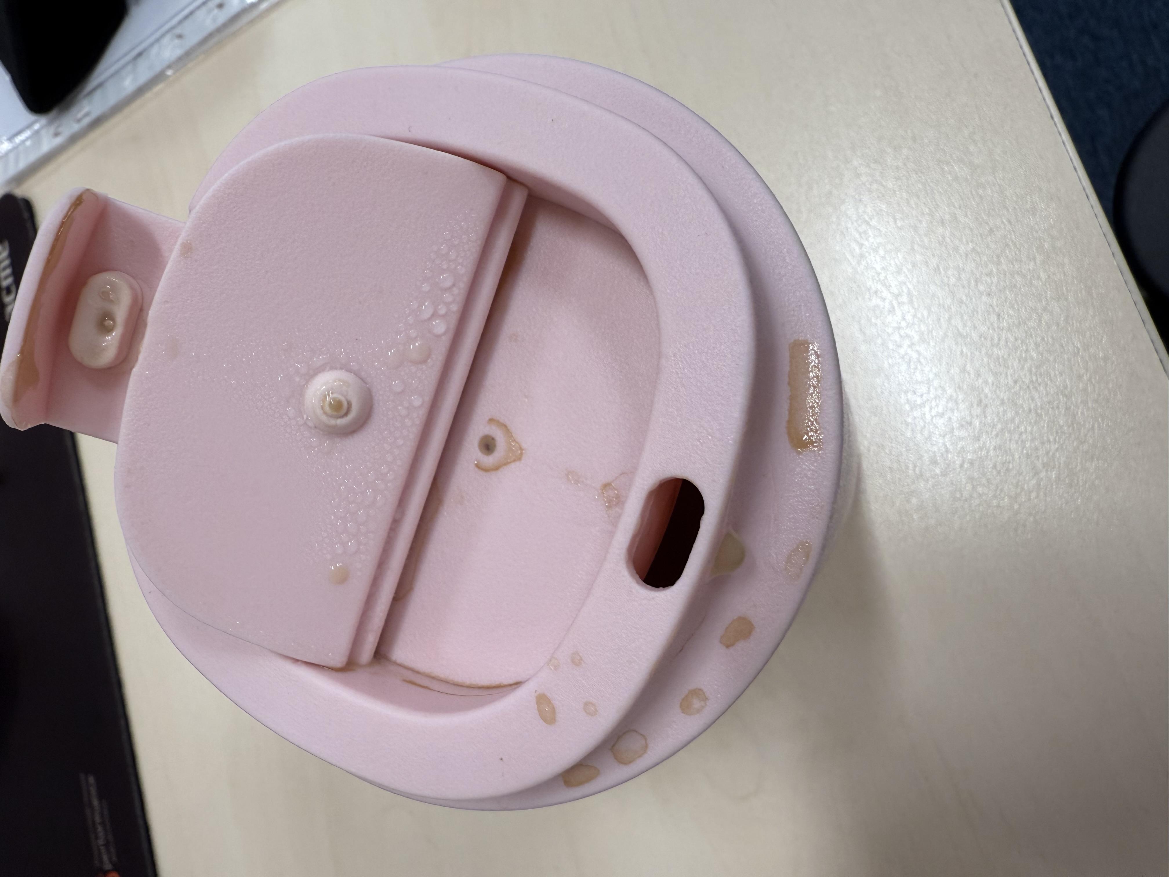 Термочашка 63MUGS 380 мл розе в реальных условиях использования от покупателя Тетяна.