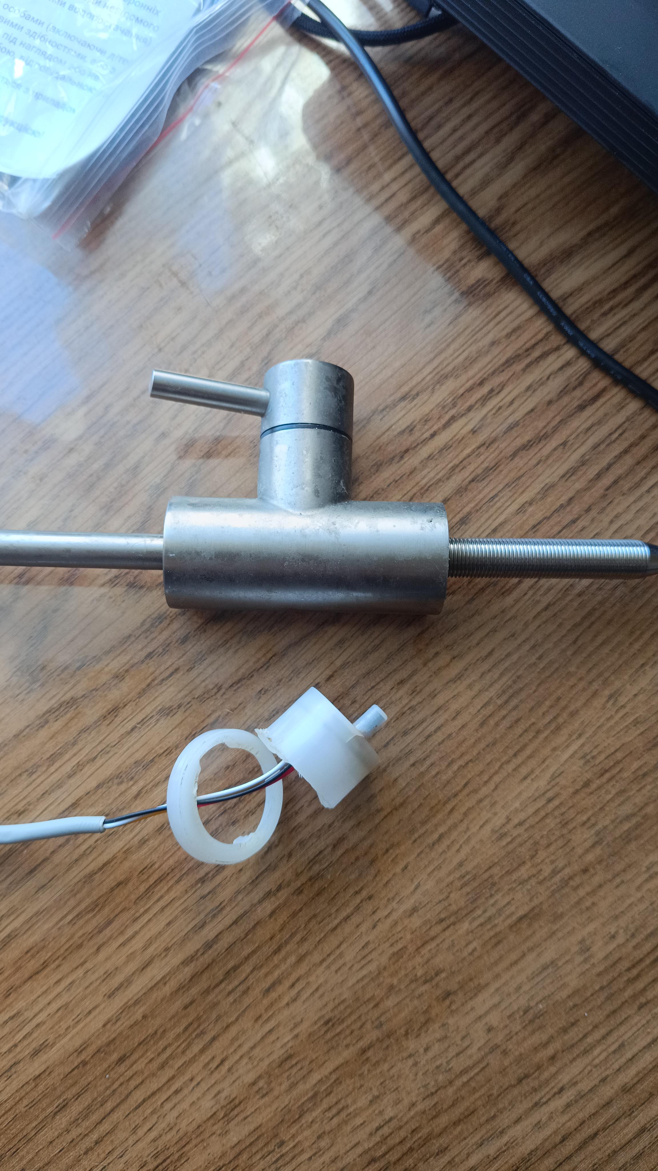 Фото: Фільтр для питної з системою зворотного осмосу ViO AW-RL01-600G під мийку (22055779), надіслане користувачем Олександр Фільтр для питної з системою зворотного осмосу ViO AW-RL01-600G під мийку (22055779) у реальних умовах використання від користувача Олександр.