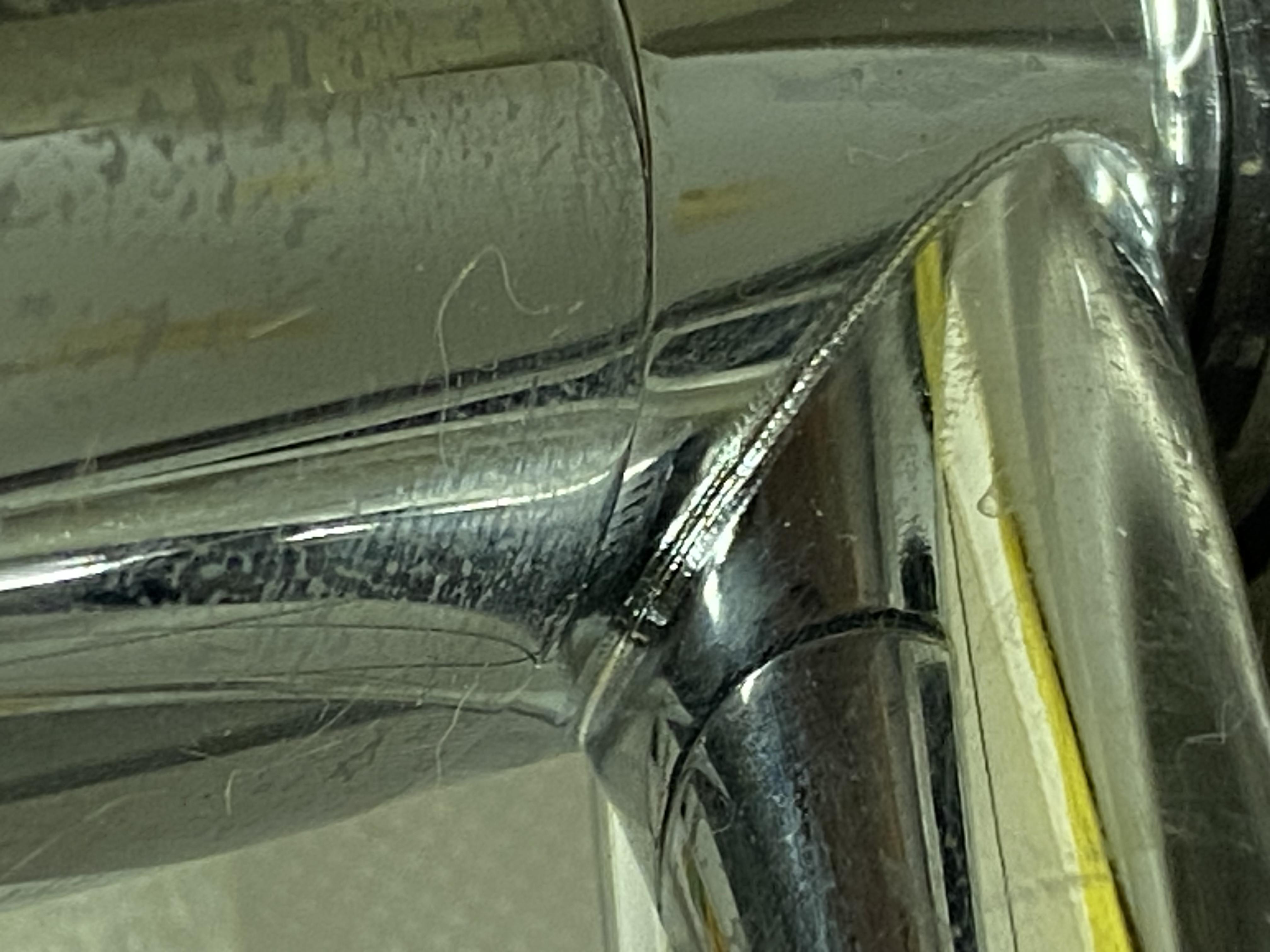 Змішувач для умивальника Aqua-World PREMIERE на борт раковини 15 см Хром (СМ35П.18) у реальних умовах використання від покупця Микола.