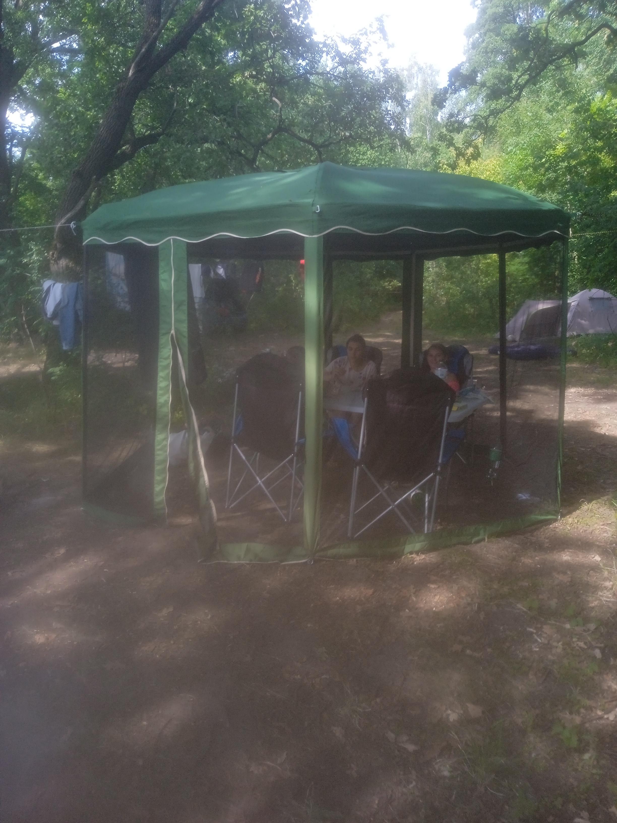 Фото: Павильон садовый шестиугольный с москитной сеткой 3,6 м, отправлено пользователем Віталій Павильон садовый шестиугольный с москитной сеткой 3,6 м в реальных условиях использования от пользователя Віталій.