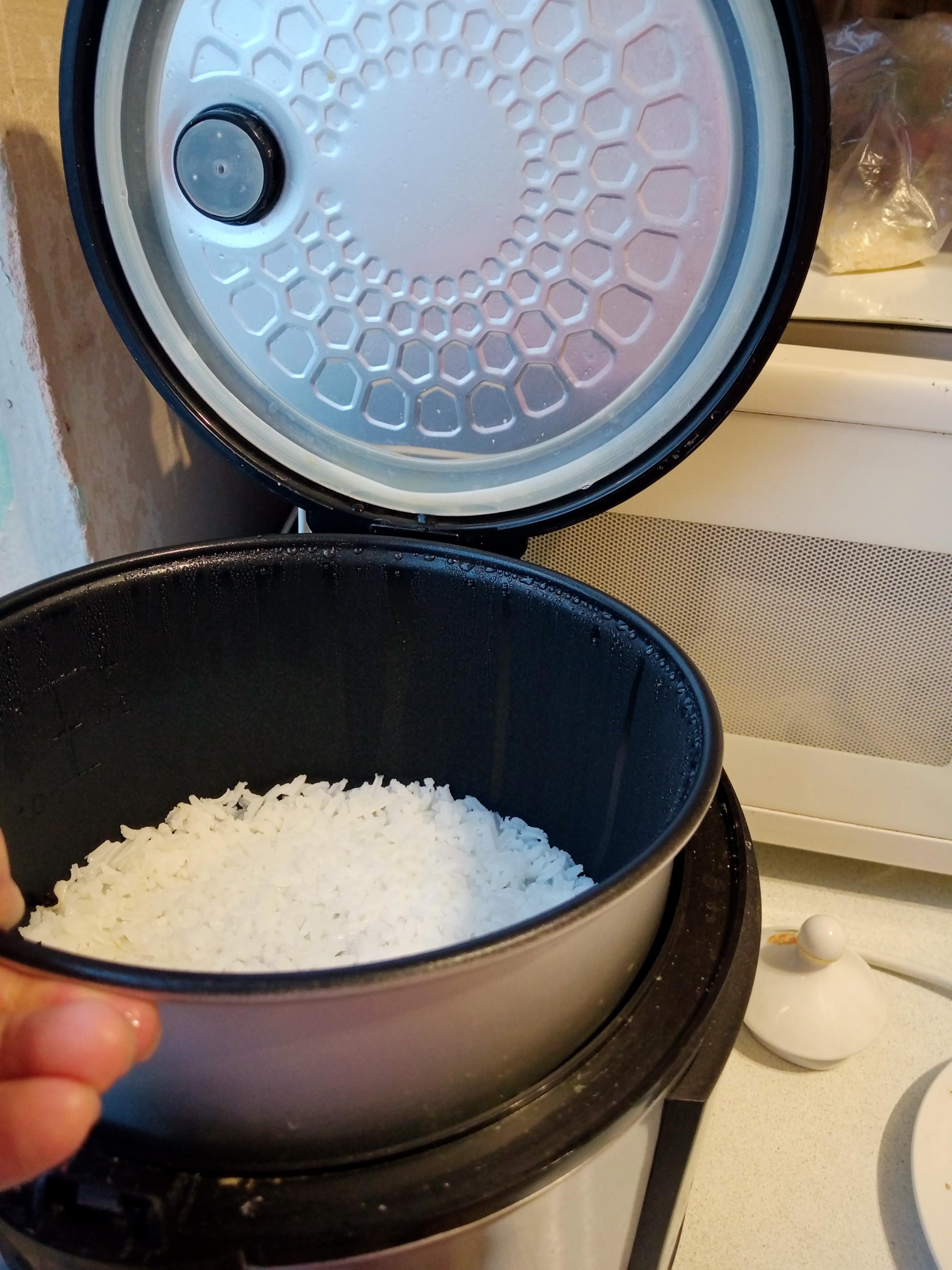 Мультиварка Redmond RMC-M05B у реальних умовах використання від покупця Наталия.