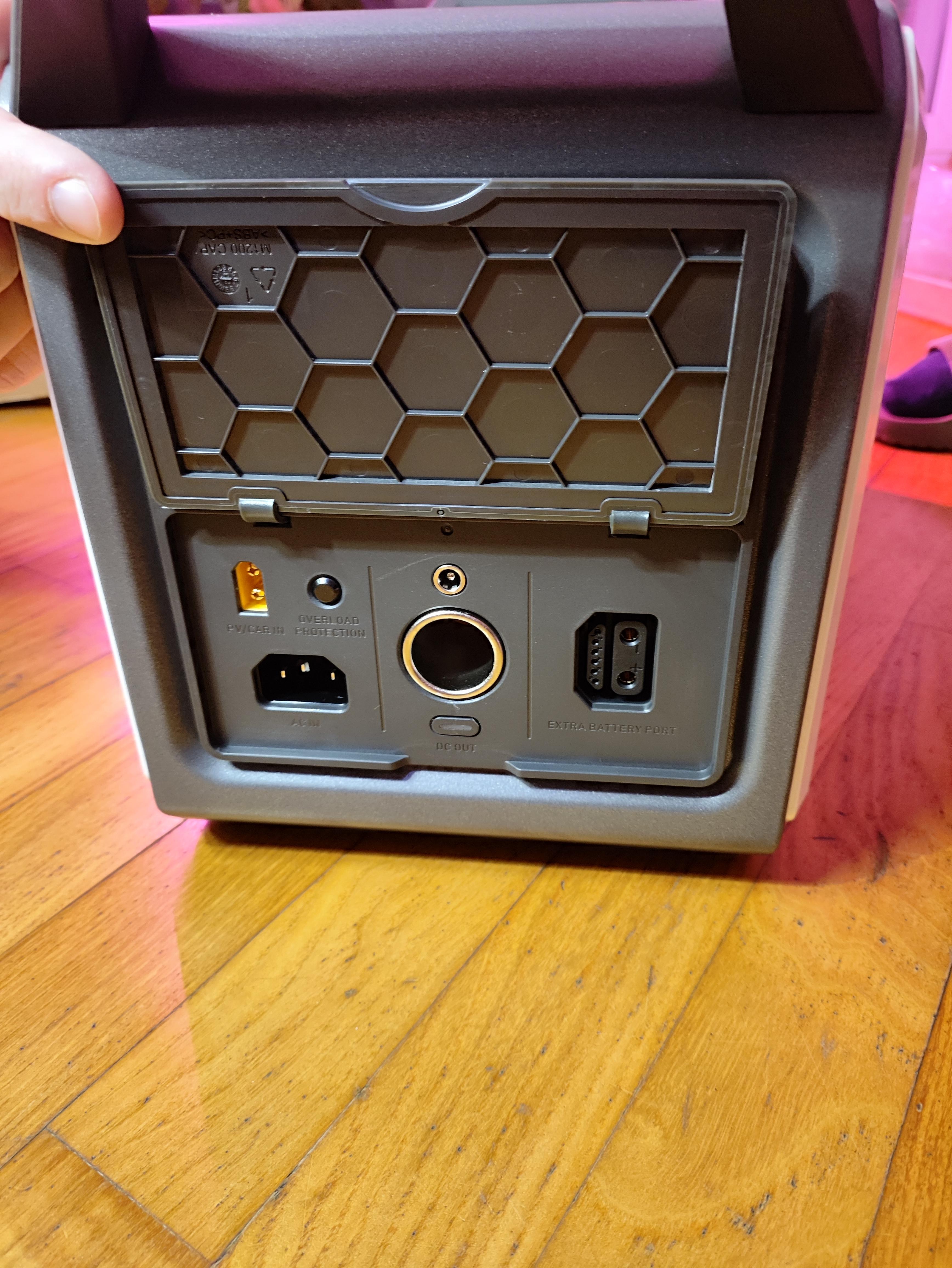 Фото: Зарядная станция Marstek M1200 1800 Вт (1030 Вт·ч), отправлено покупателем Евгений Зарядная станция Marstek M1200 1800 Вт (1030 Вт·ч) в реальных условиях использования от покупателя Евгений.