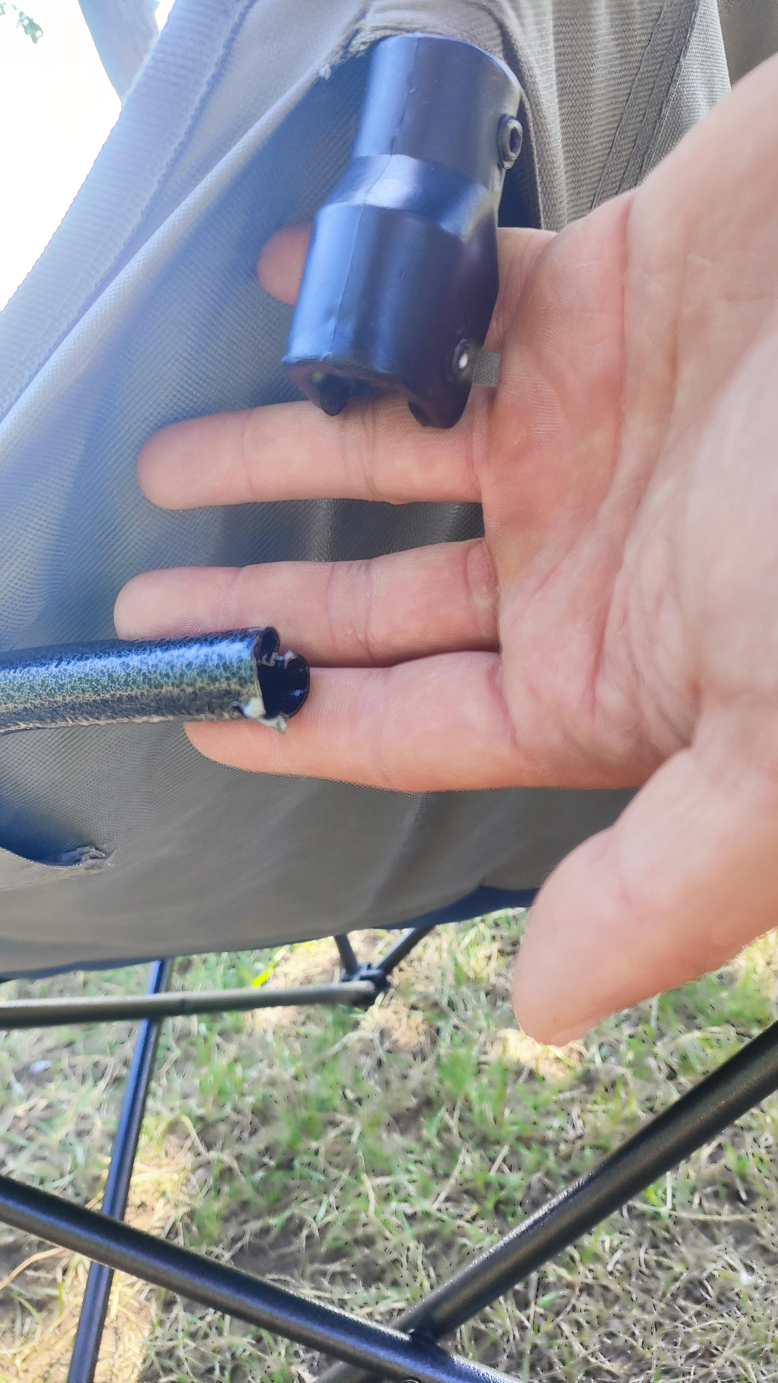 Кресло раскладное X-TREAM 88x51x44/95 см ПВХ DPFC-95 в реальных условиях использования от пользователя Ігор.