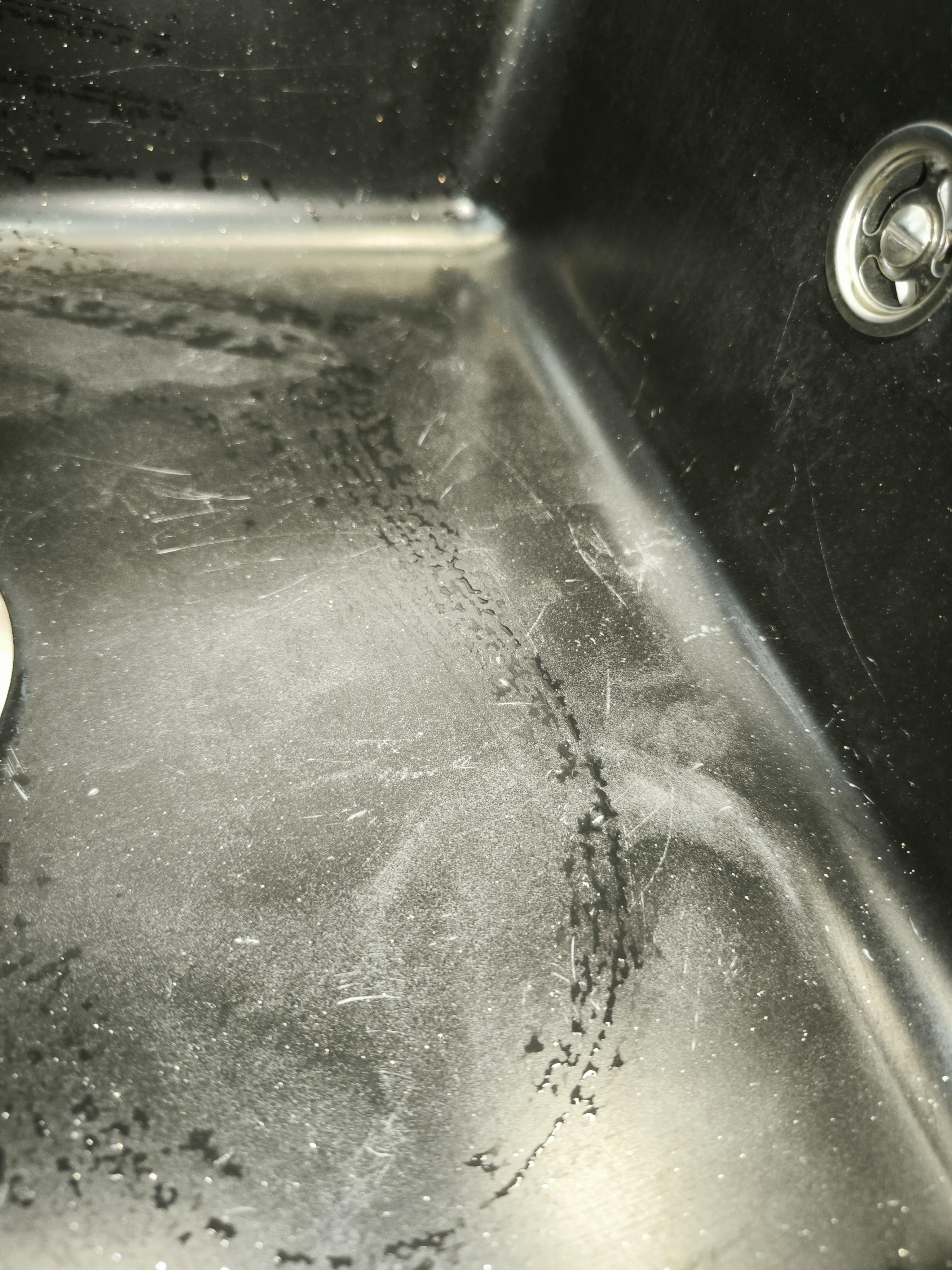 Кухонна мийка Lexona Status гранітна Білий у реальних умовах використання від покупця Настасія.