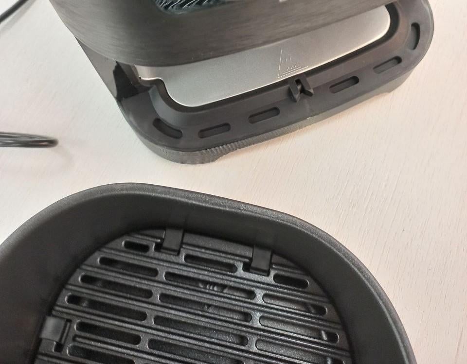 Мультипіч Tefal Easy Fry&Grill XXL EY801815 у реальних умовах використання від користувача Люба Чопей.