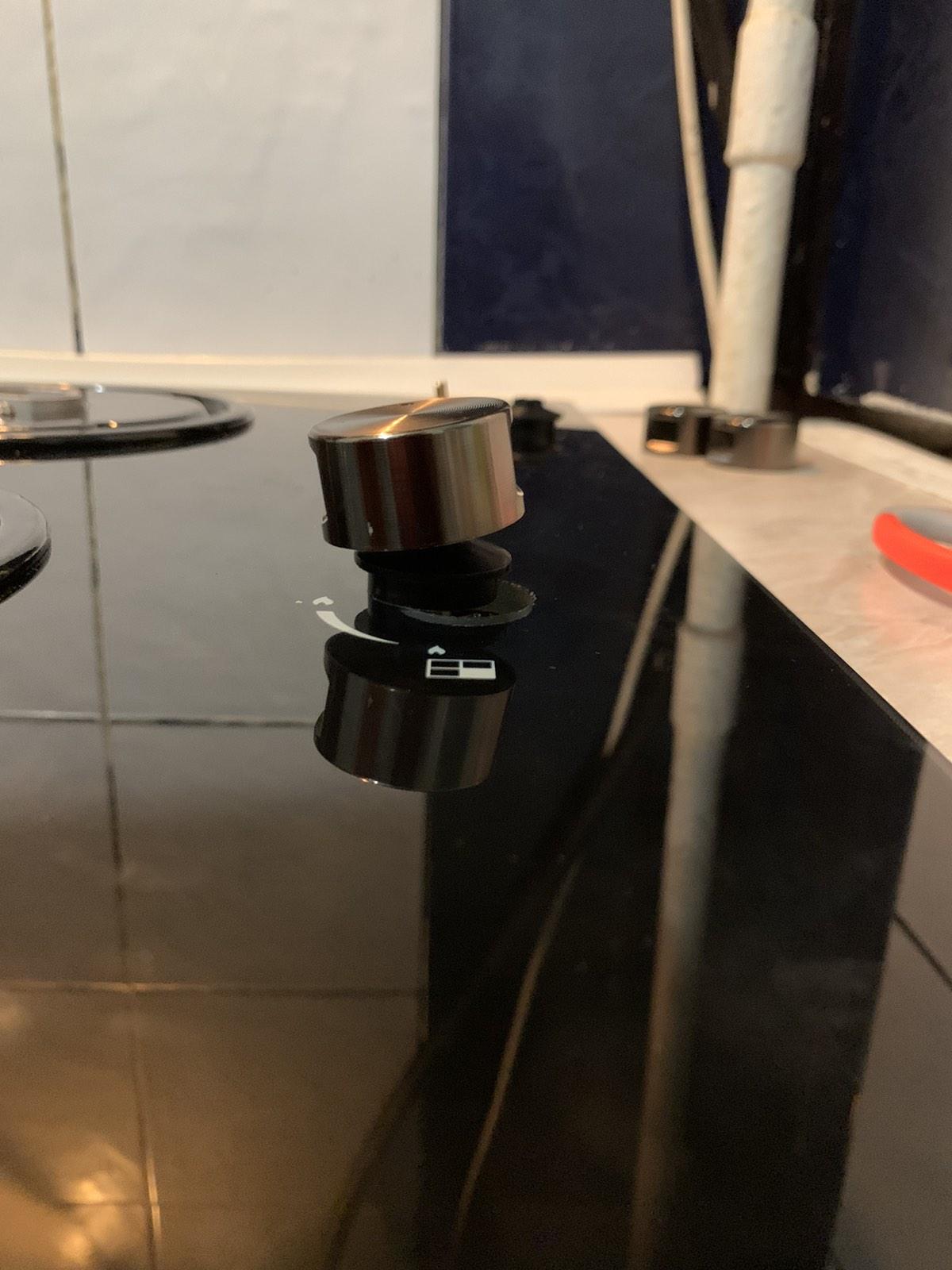 Варочная панель газовая Centramax G 4004 B в реальных условиях использования от покупателя Анна Мельничук.