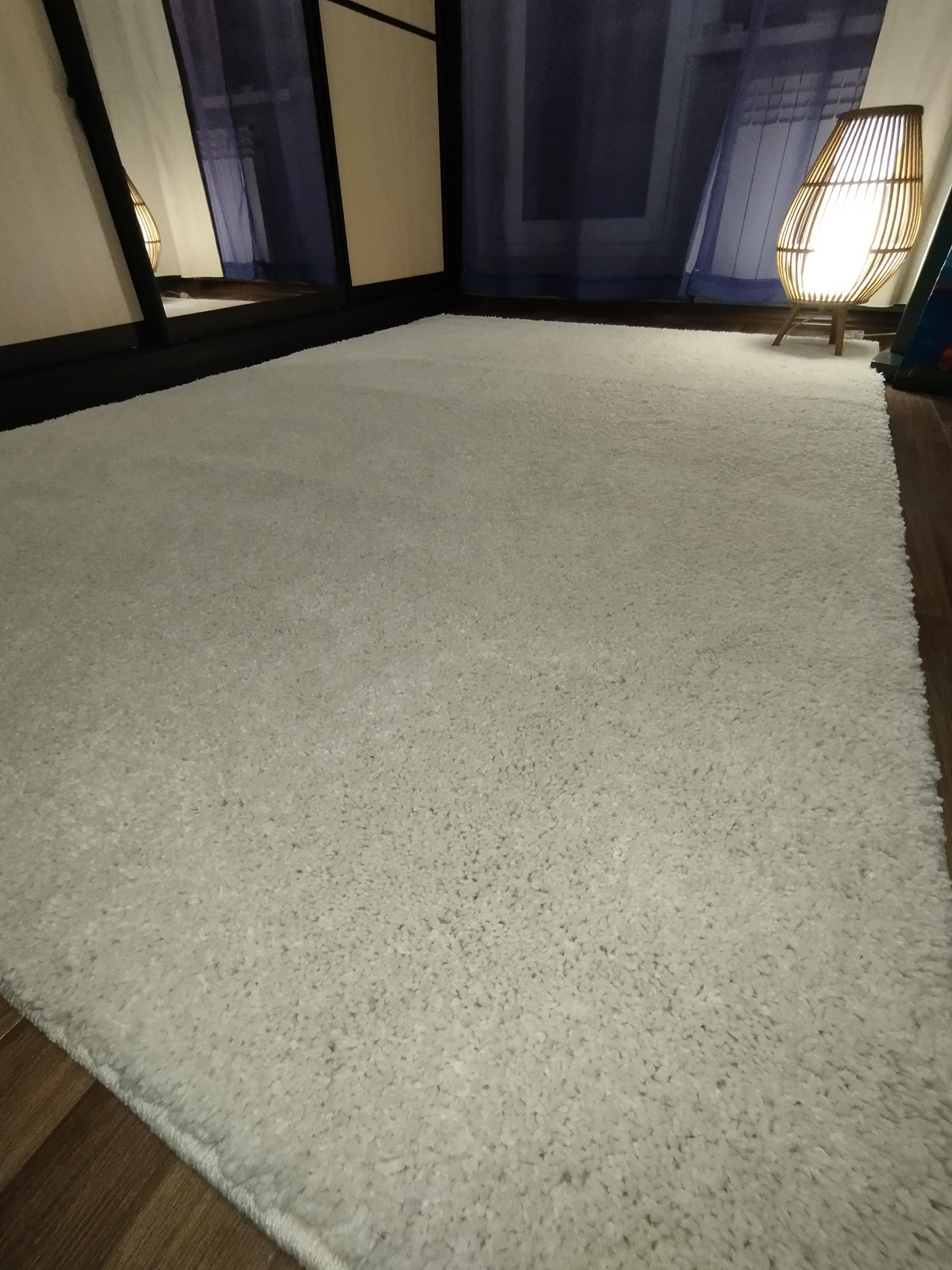 Ковер Karat Carpet Luxury 2x3 м White СТОК в реальных условиях использования от пользователя Юля.