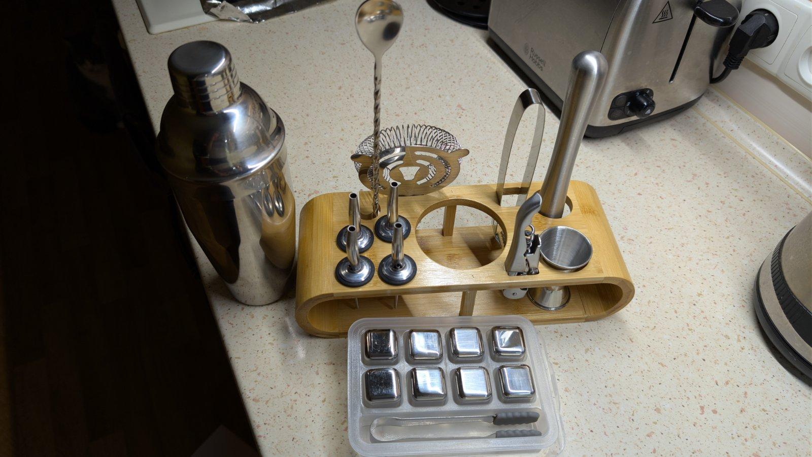 Набор для бармен для коктейлей 12 пр. с металлическими с камнями 8 шт. (21670202) в реальных условиях использования от покупателя Олександр.