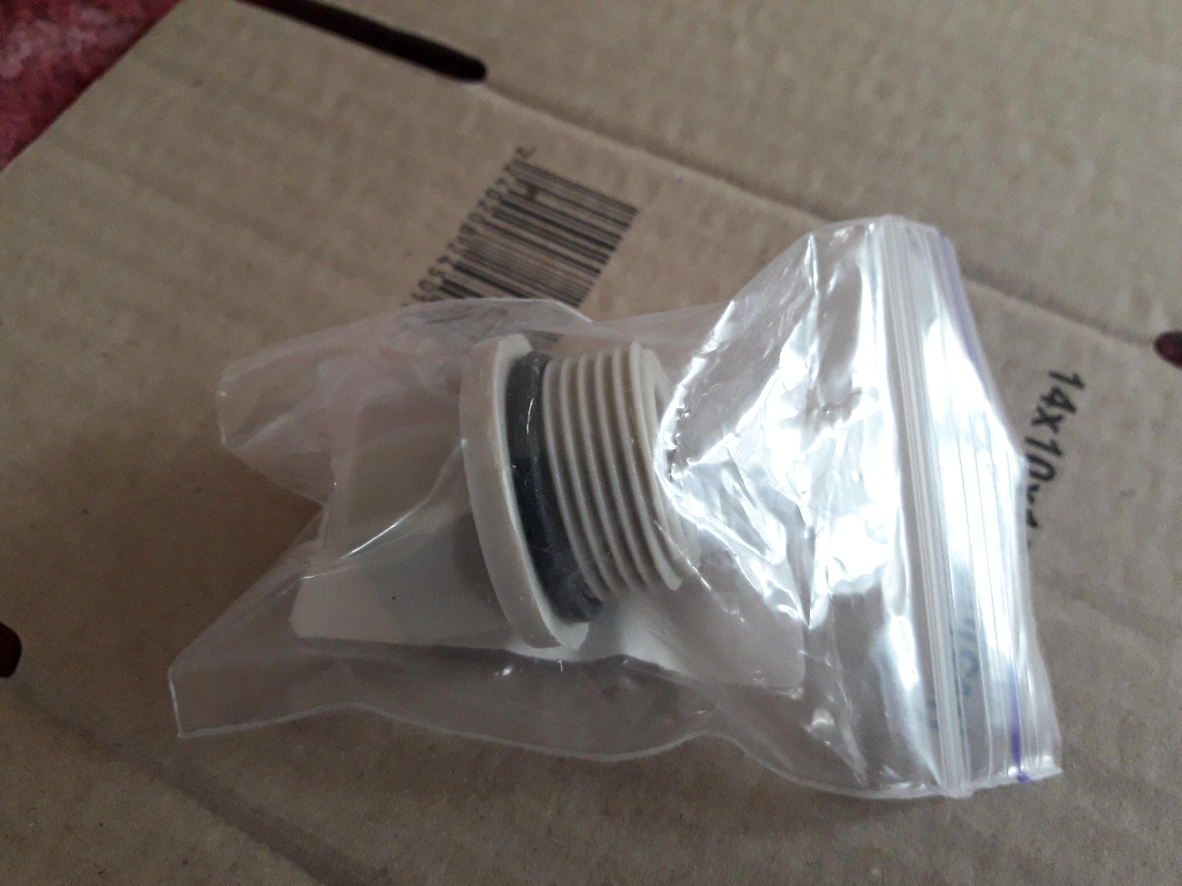 Заглушка FADO S.r.l НР1/2 ПП в реальных условиях использования от покупателя Михаил.