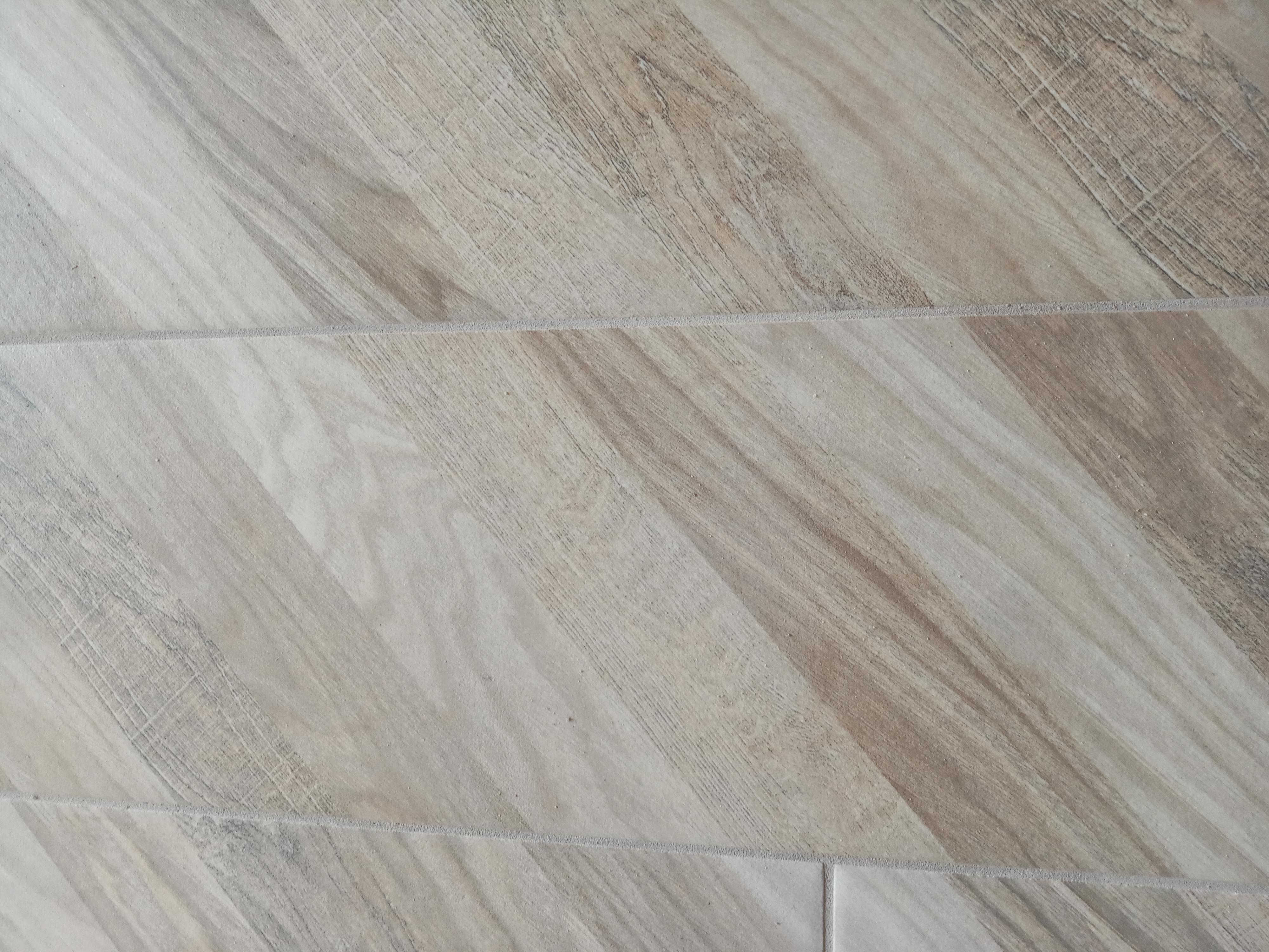 Затирка для плитки Mapei Ultracolor Plus 135 5 кг золотая пыль в реальных условиях использования от покупателя Игорь.