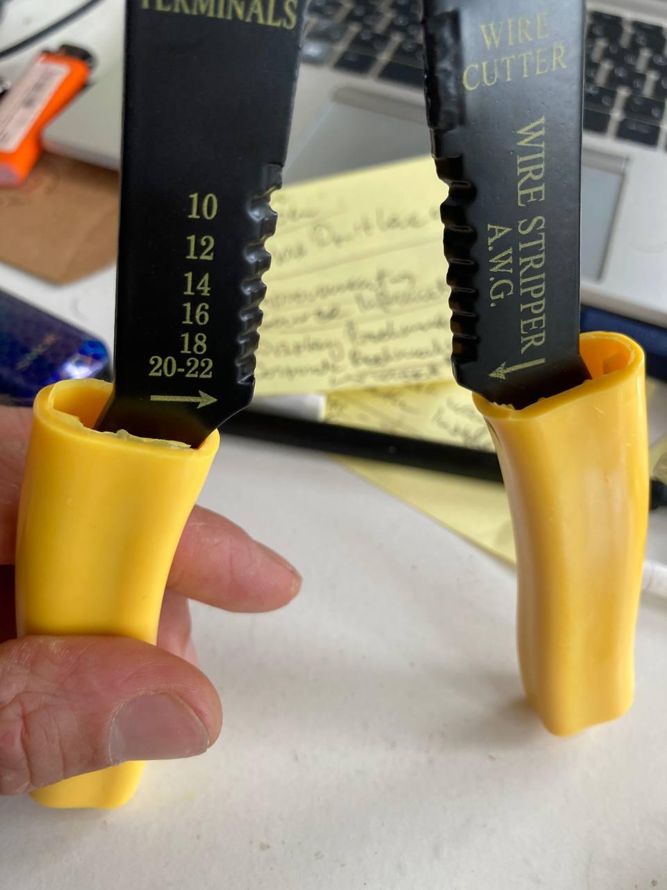 Клещи Vorel 45050 в реальных условиях использования от покупателя Андрій.