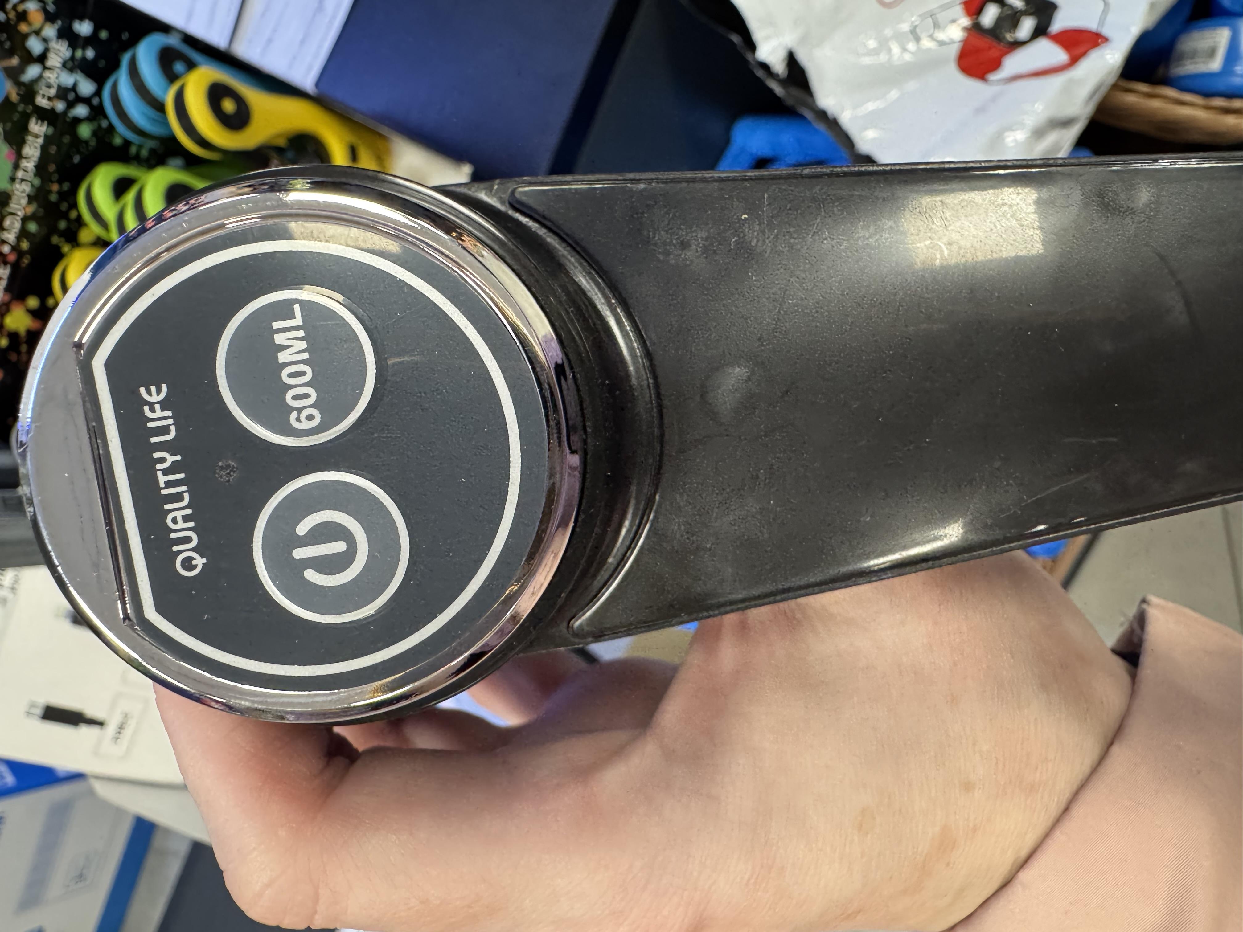 Помпа бутилированная для воды BRS электрическая Black/Purple (392091987) в реальных условиях использования от покупателя Юлія.