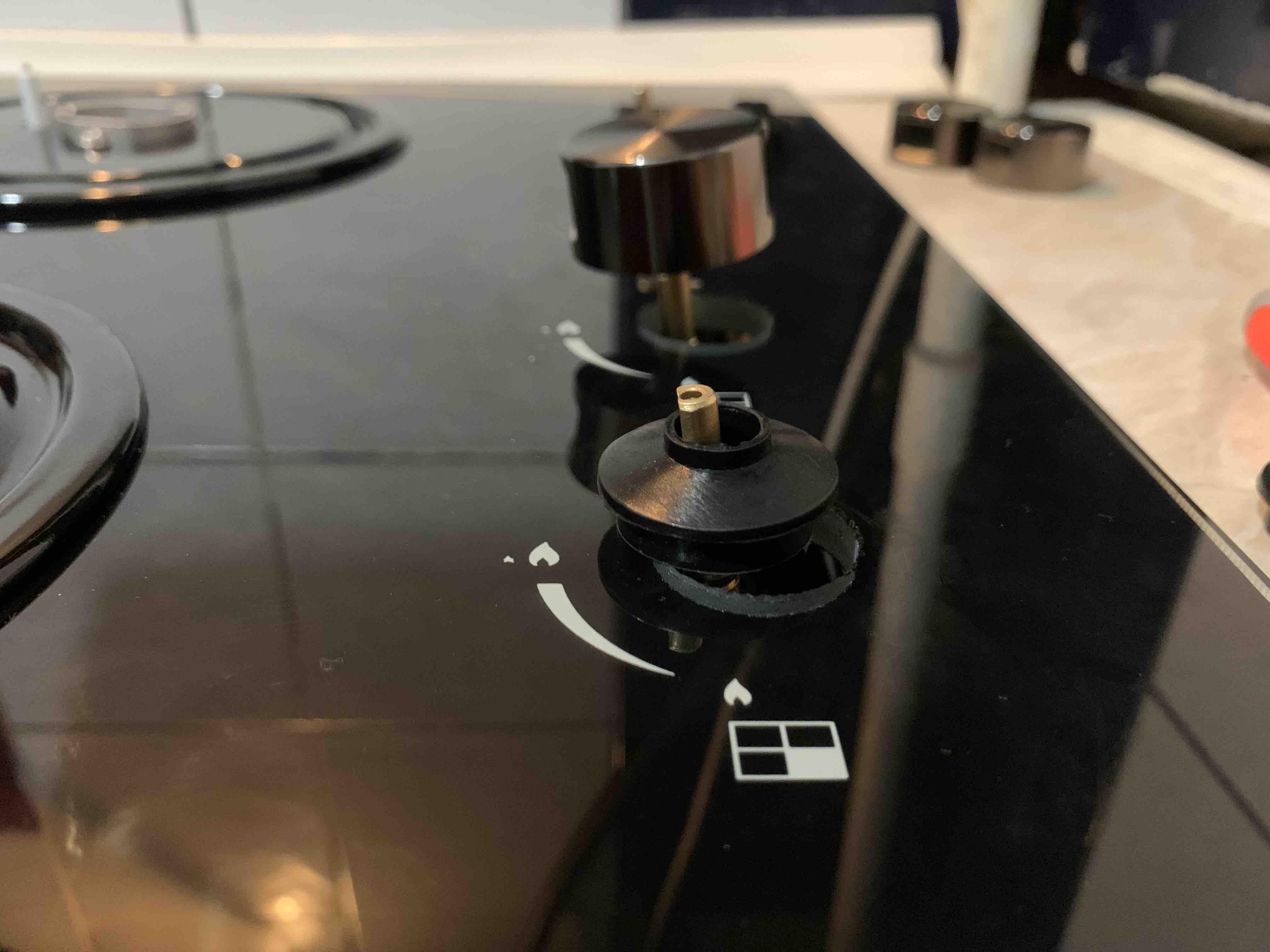 Варочная панель газовая Centramax G 4004 B в реальных условиях использования от покупателя Анна Мельничук.