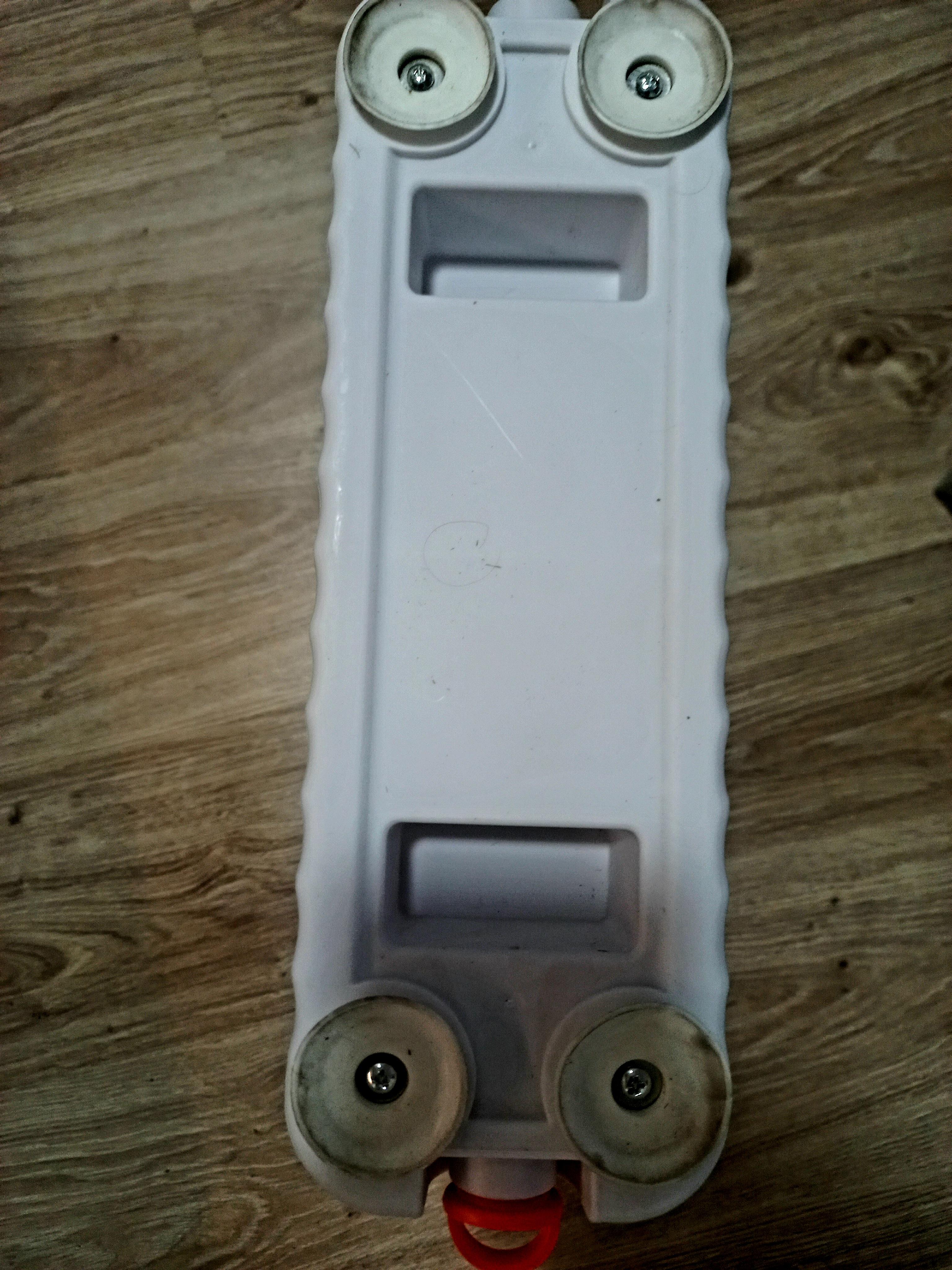 Фото: Швабра-лентяйка и ведром с автоматическим отжимом 8 л, отправлено пользователем Галина Швабра-лентяйка и ведром с автоматическим отжимом 8 л в реальных условиях использования от пользователя Галина.