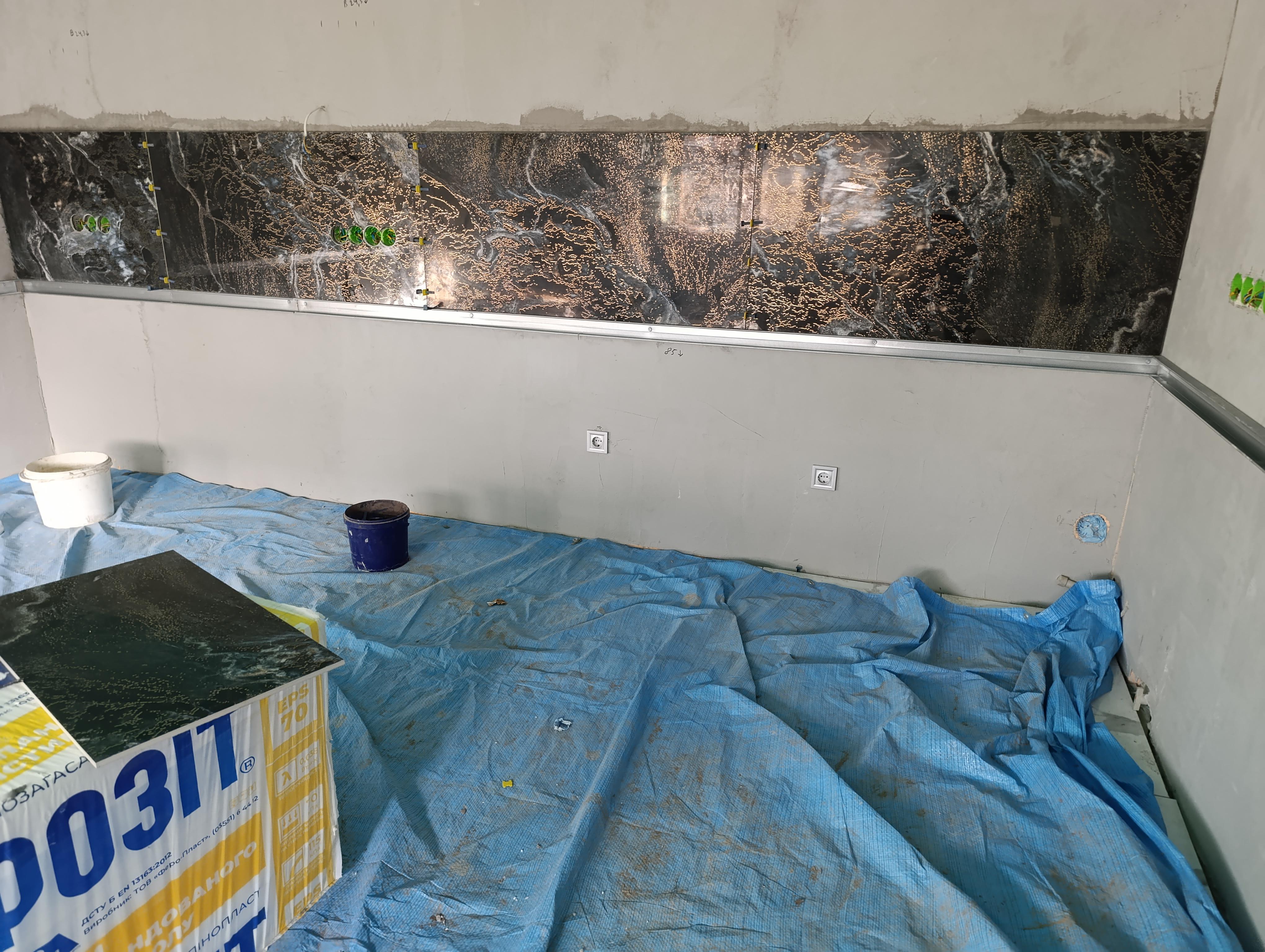 Фото: Плитка универсальная KT Exclusive Black Lux JS12054 60х120 см (12054), отправлено покупателем Ерік Плитка универсальная KT Exclusive Black Lux JS12054 60х120 см (12054) в реальных условиях использования от покупателя Ерік.